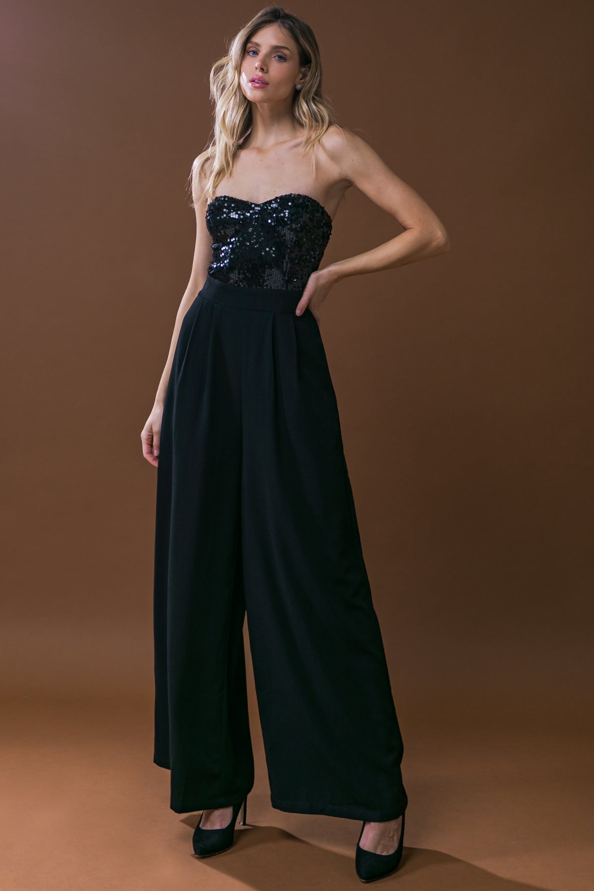 JUMPSUITS | ROMPERS