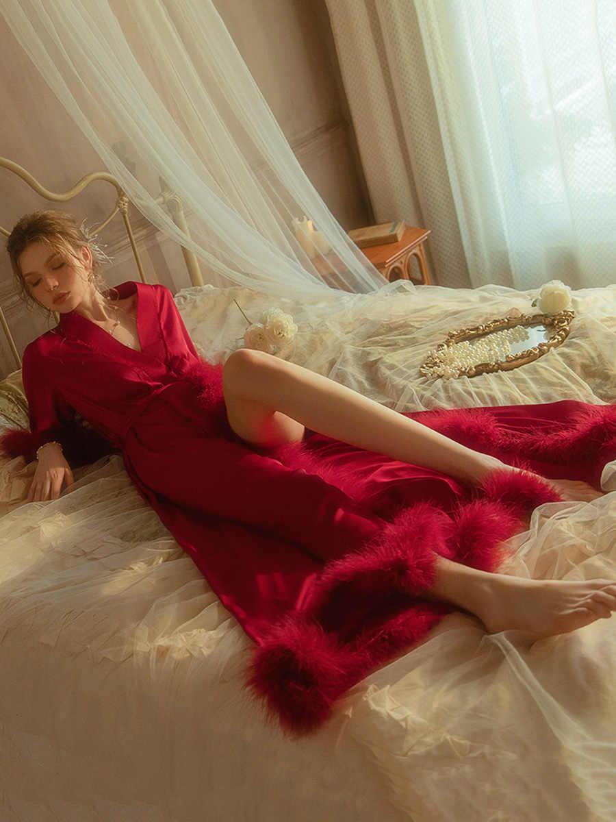 Elegant Satin Feather-Trimmed Robe & Nightdress - Luxury Bridal & Lounge Wear