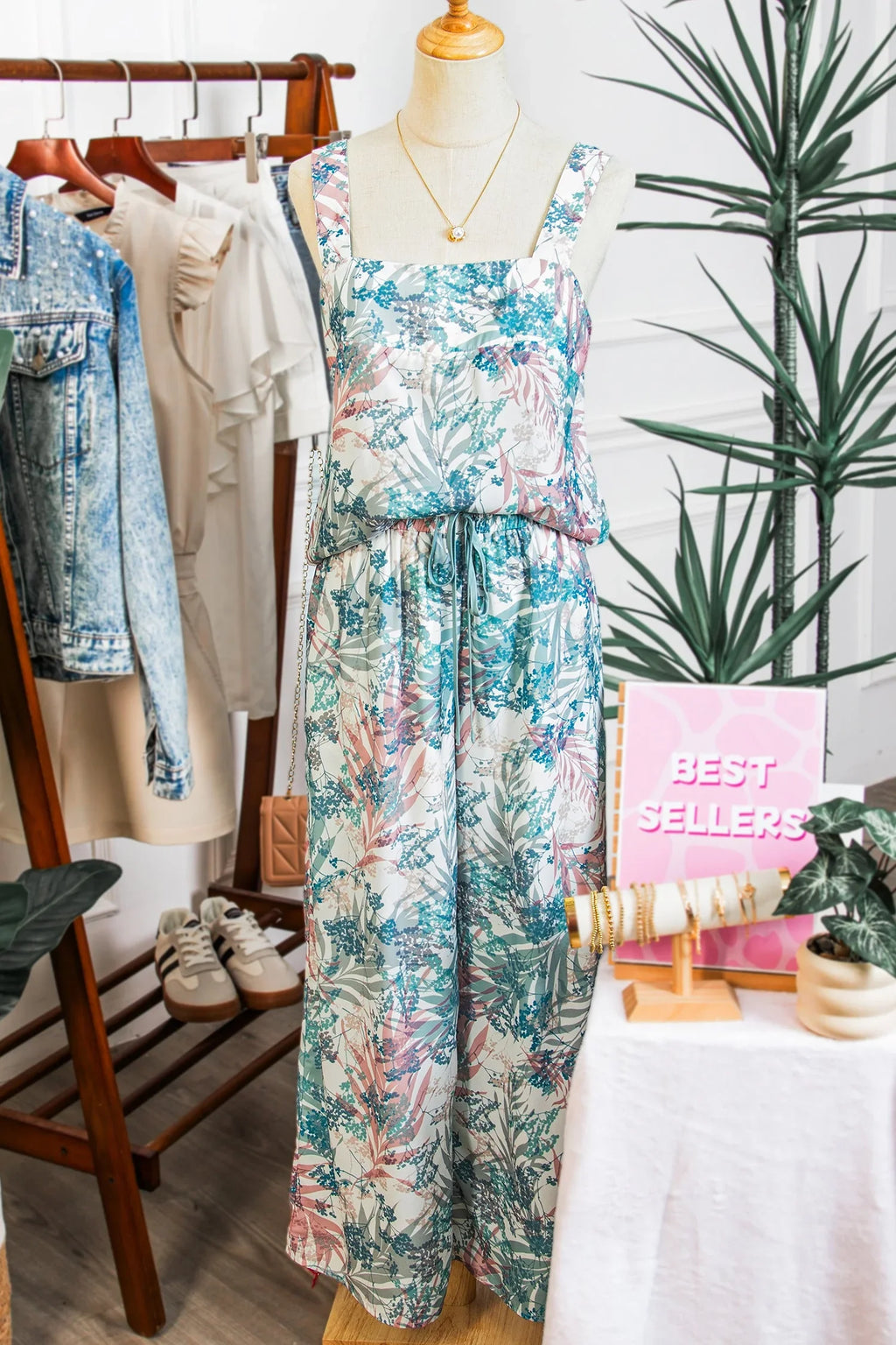 Zoe Tropical Palm Cropped Two Piece Sets