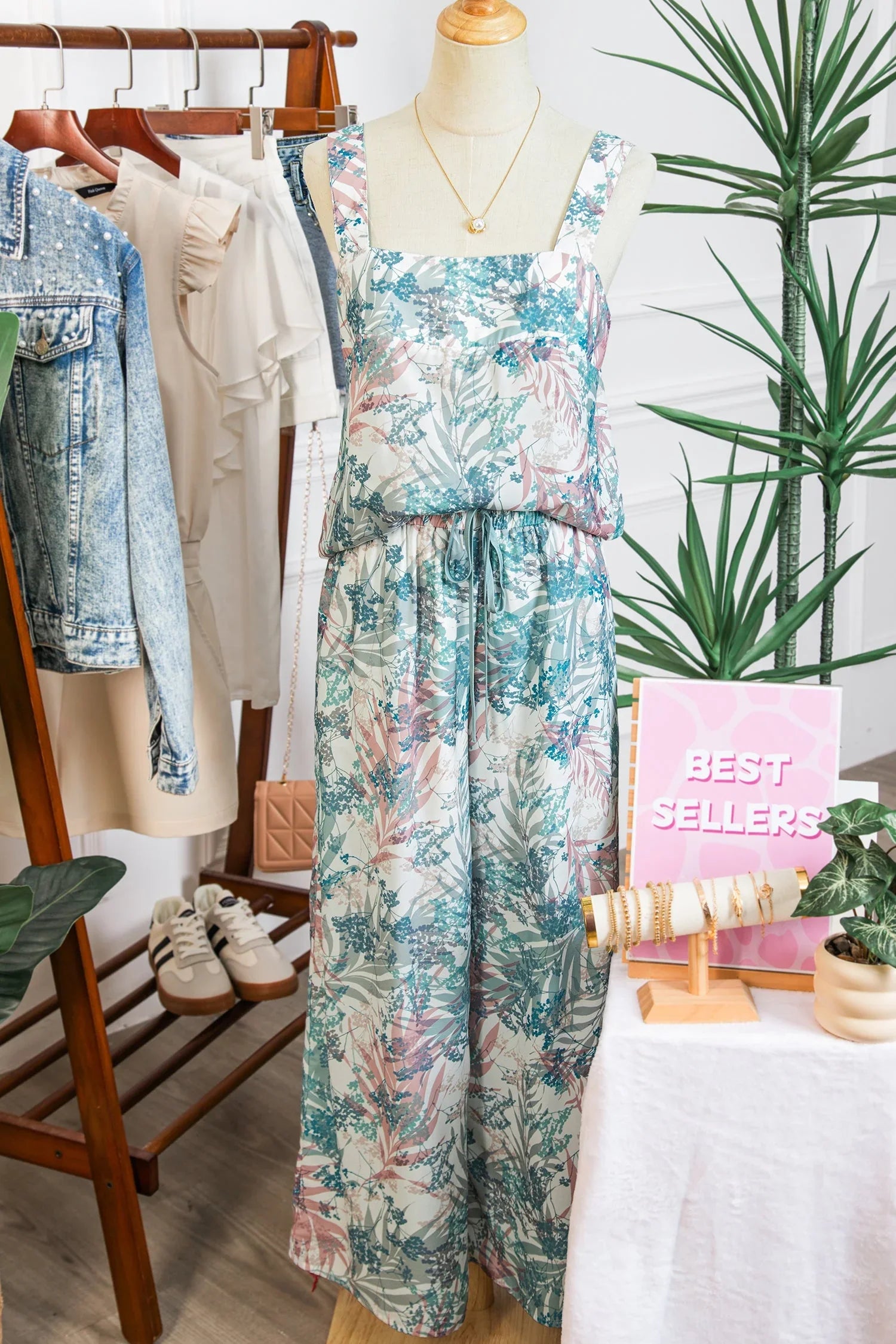 Zoe Tropical Palm Cropped Two Piece Sets