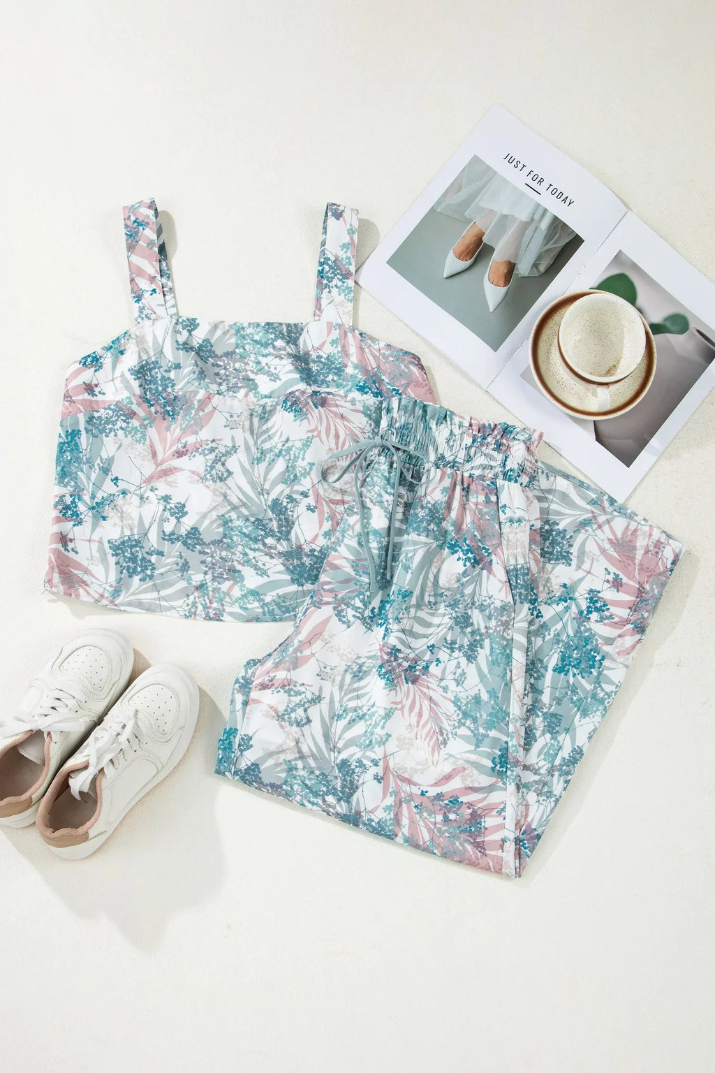 Zoe Tropical Palm Cropped Two Piece Sets