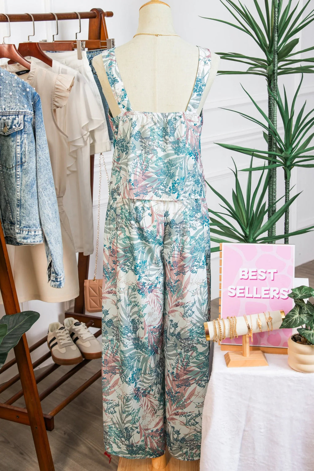 Zoe Tropical Palm Cropped Two Piece Sets