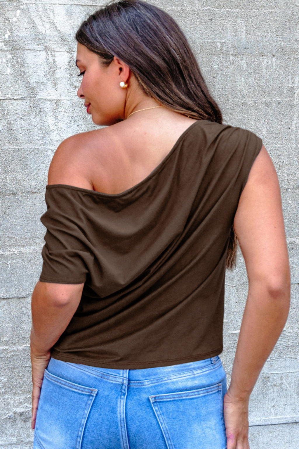 Solid Asymmetric Neck Sleeve