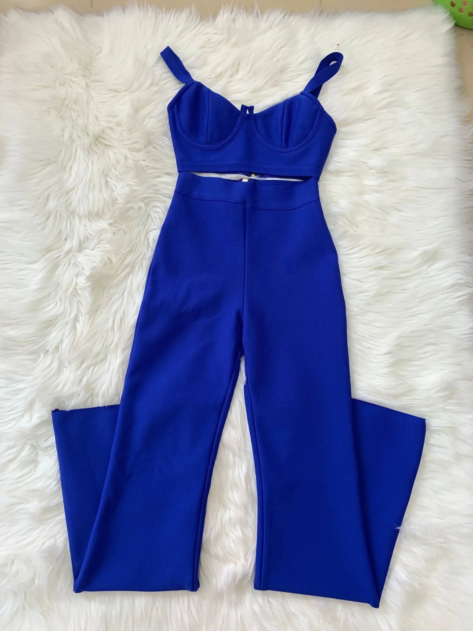Wallingford Low cut Strap Bra High Waist Flare Two Piece Bandage Set