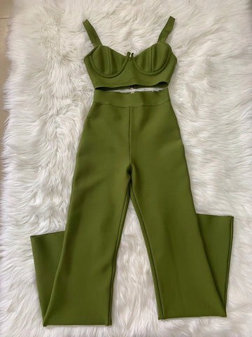 Wallingford Low cut Strap Bra High Waist Flare Two Piece Bandage Set