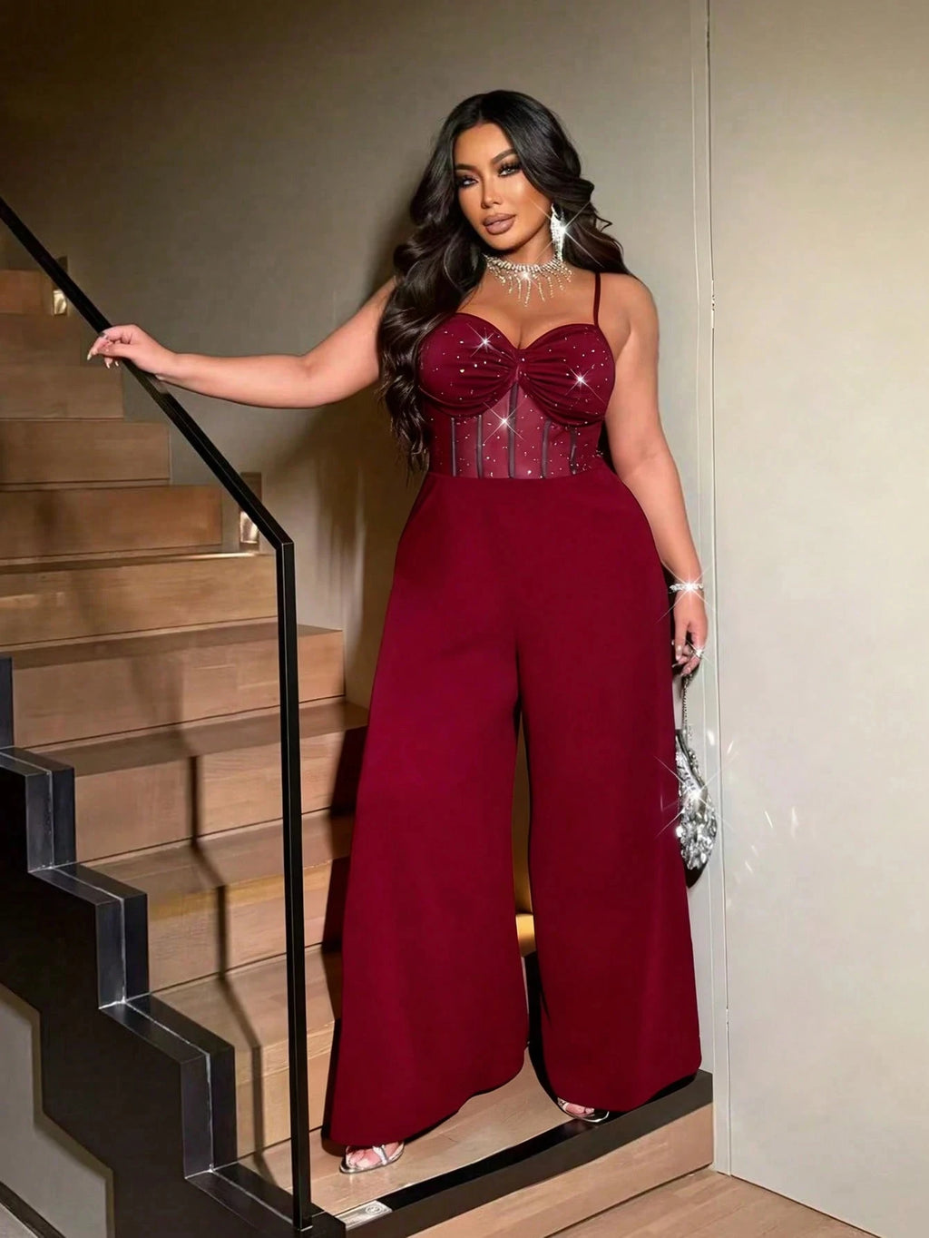Plus-size women's sexy wide-leg jumpsuit, a stylish backless jumpsuit with shimmering