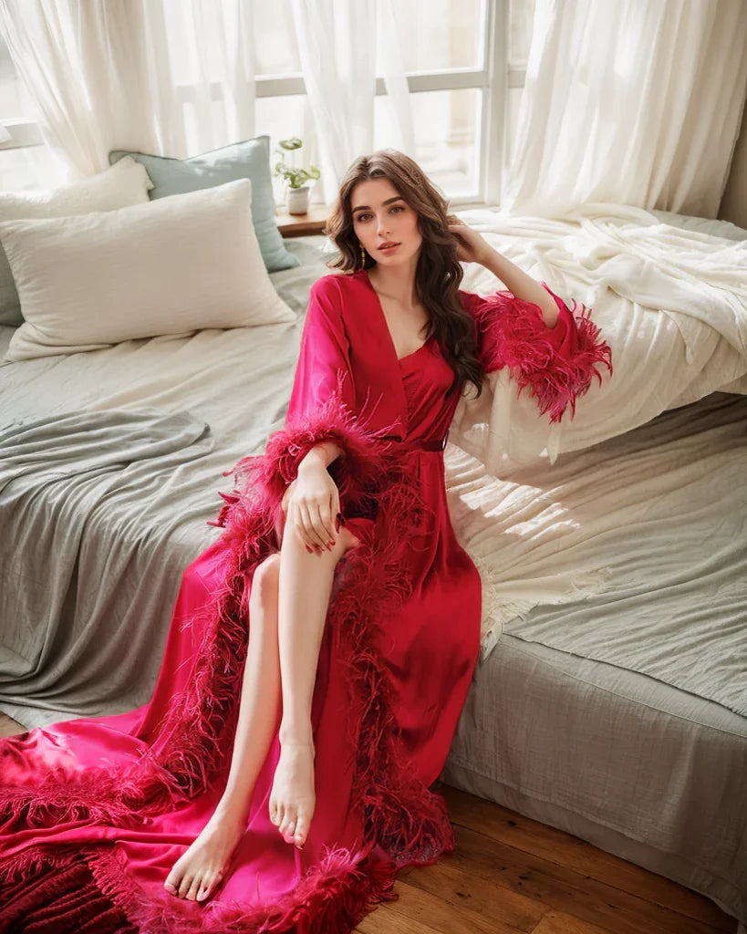 Luxury Ostrich Feather Satin Bridal Robe – Holiday Photoshoot Gift
