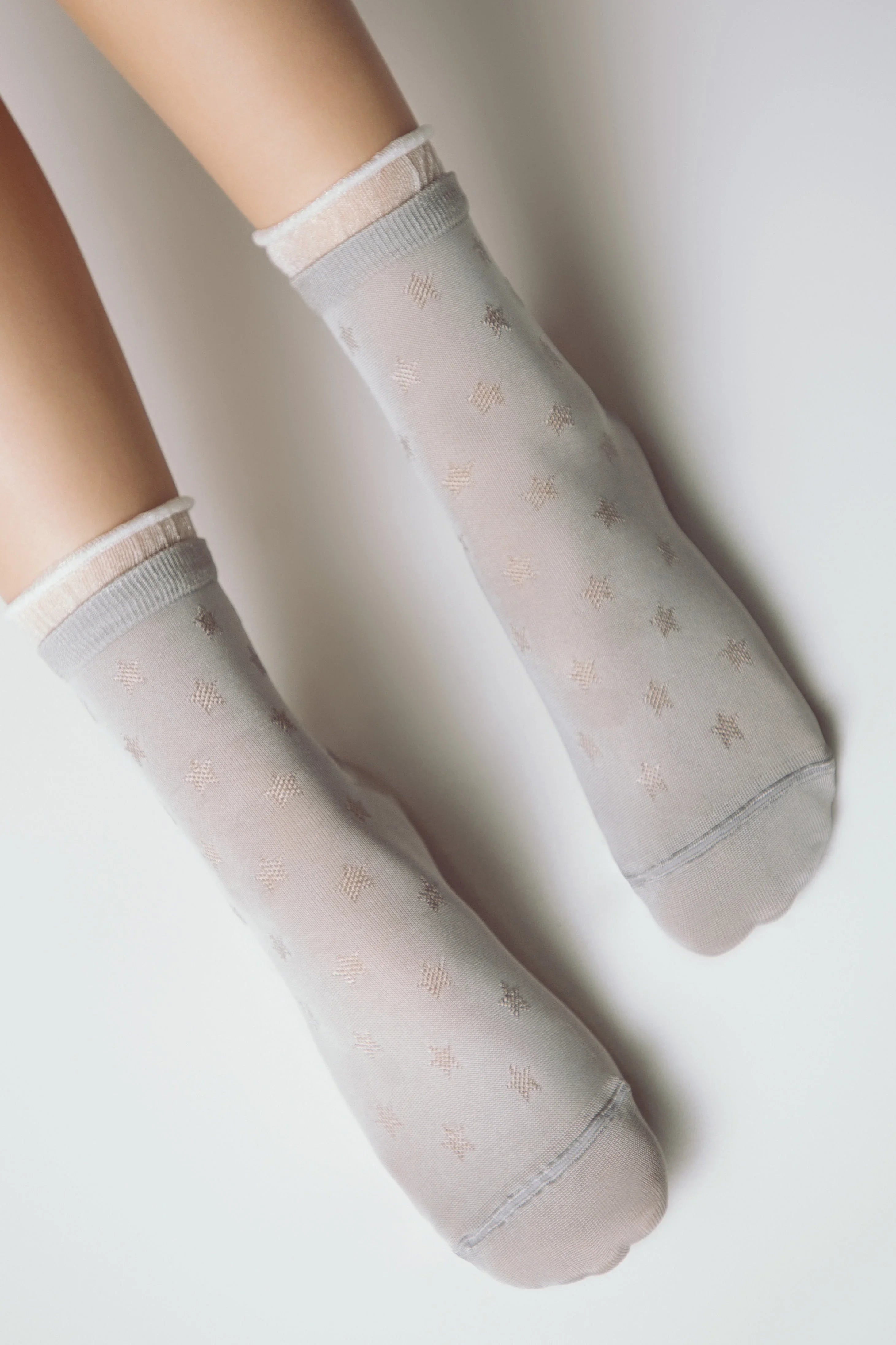 Conte Socks Classic - 491 Decorative Transparent Mesh