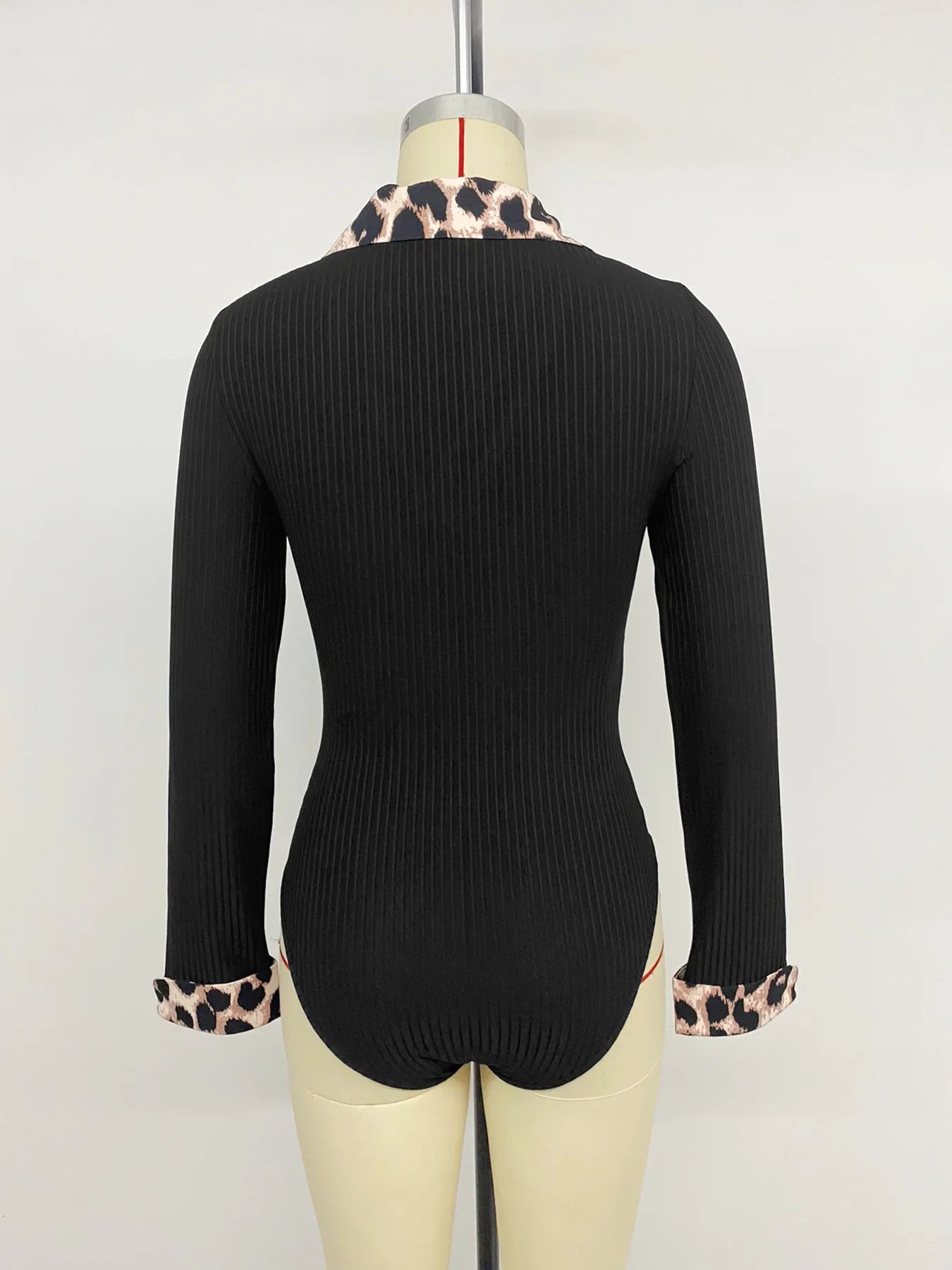 Pleasantville Stitching Leopard Print Collared Knitted Top