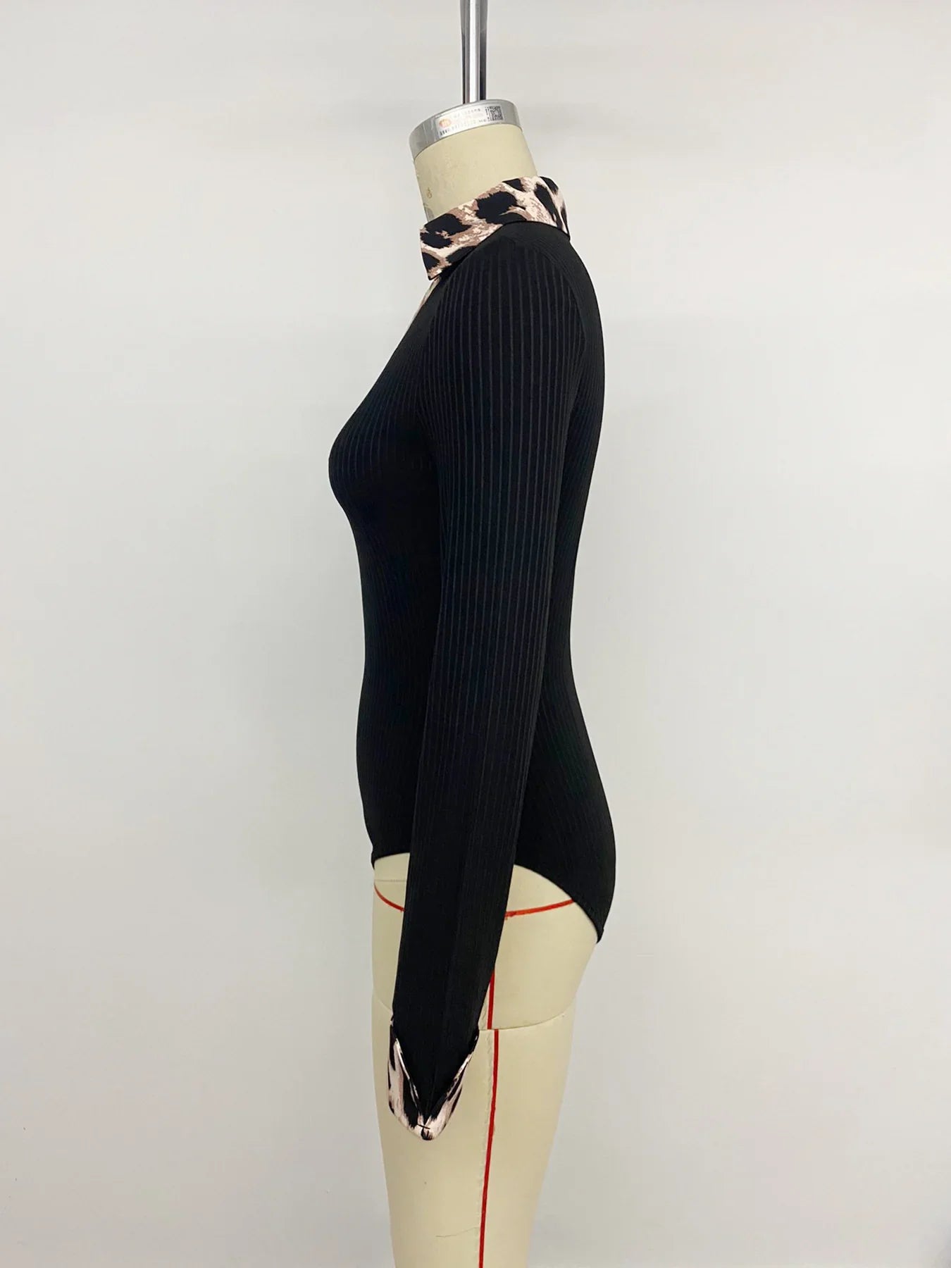 Pleasantville Stitching Leopard Print Collared Knitted Top