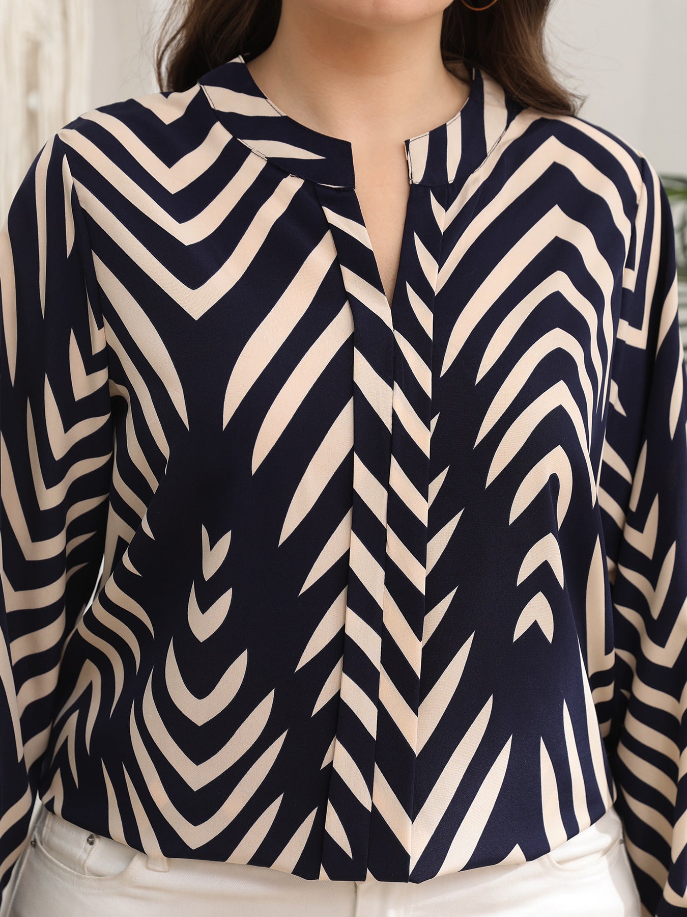 Retro Printed Long Sleeve Loose V neck