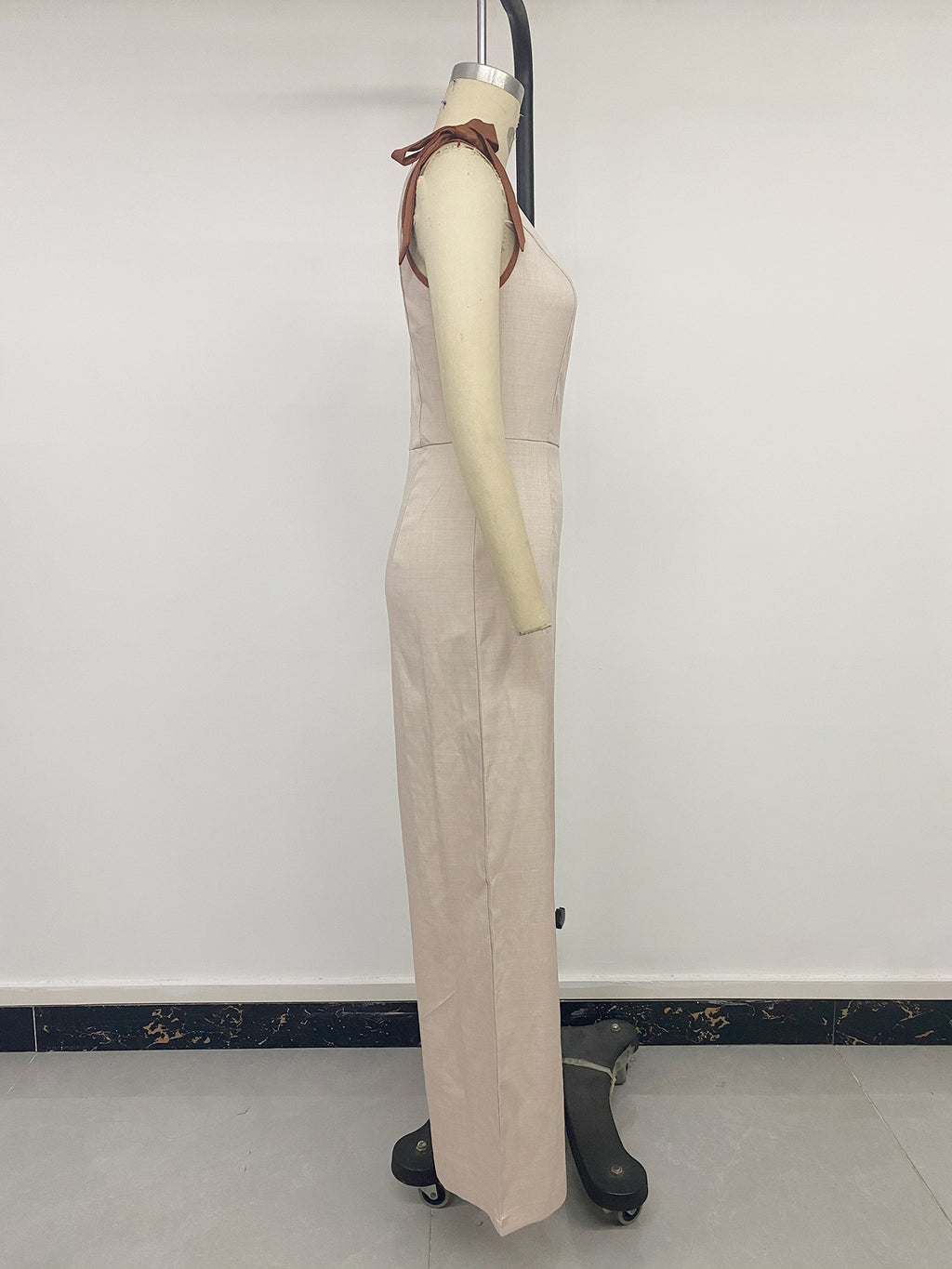 Casual Simple Linen like Contrast Color Shoulder Strap Wide Leg Jumpsuit
