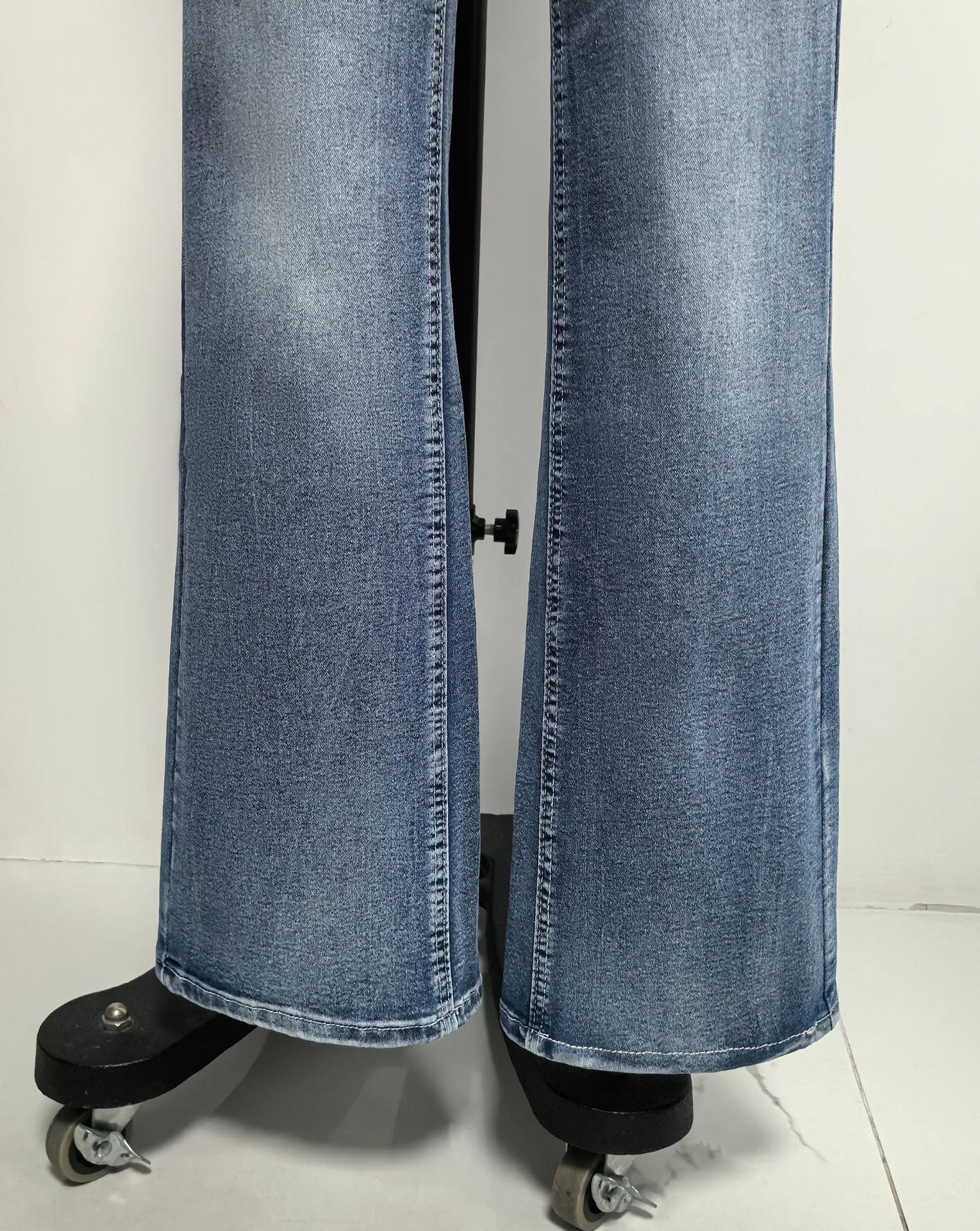 Spring Summer Back Pocket Embroidered Jeans Double Button Slimming Stretch Denim Trousers