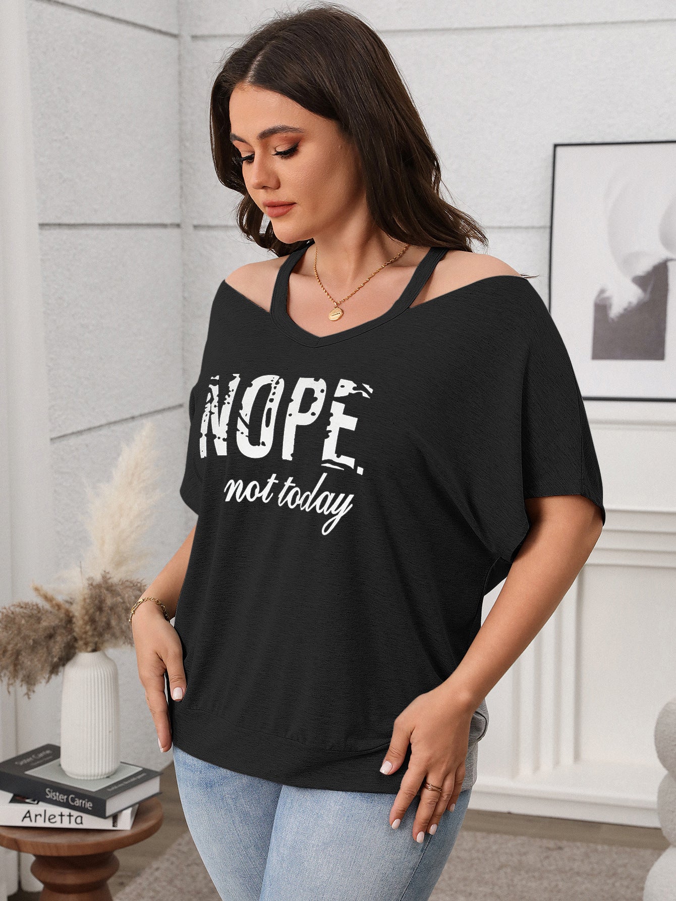 Plus Size Spring Casual Women Clothing Shor Sleeved off Shoulder Top for Women