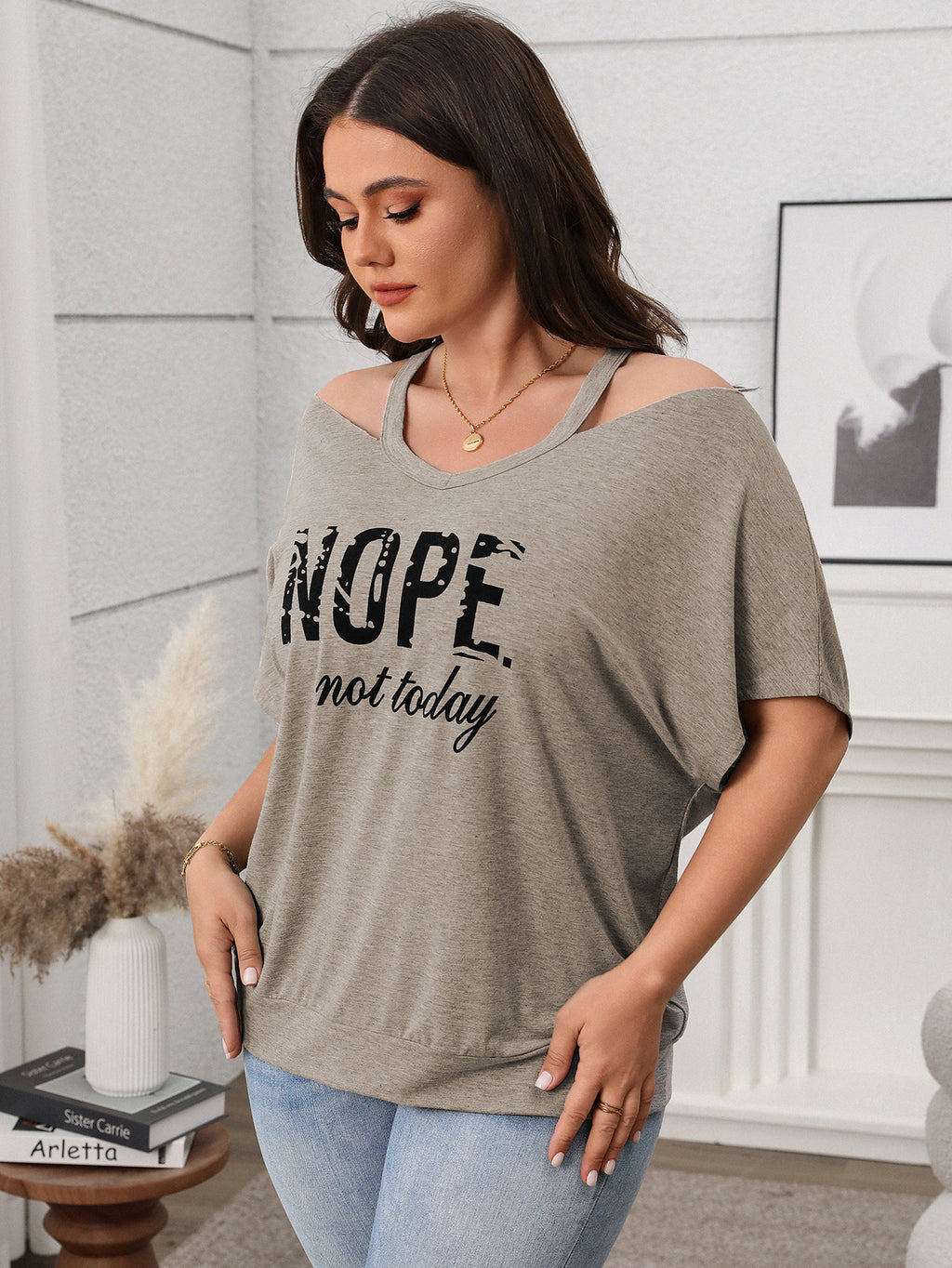 Plus Size Spring Casual Women Clothing Shor Sleeved off Shoulder Top for Women