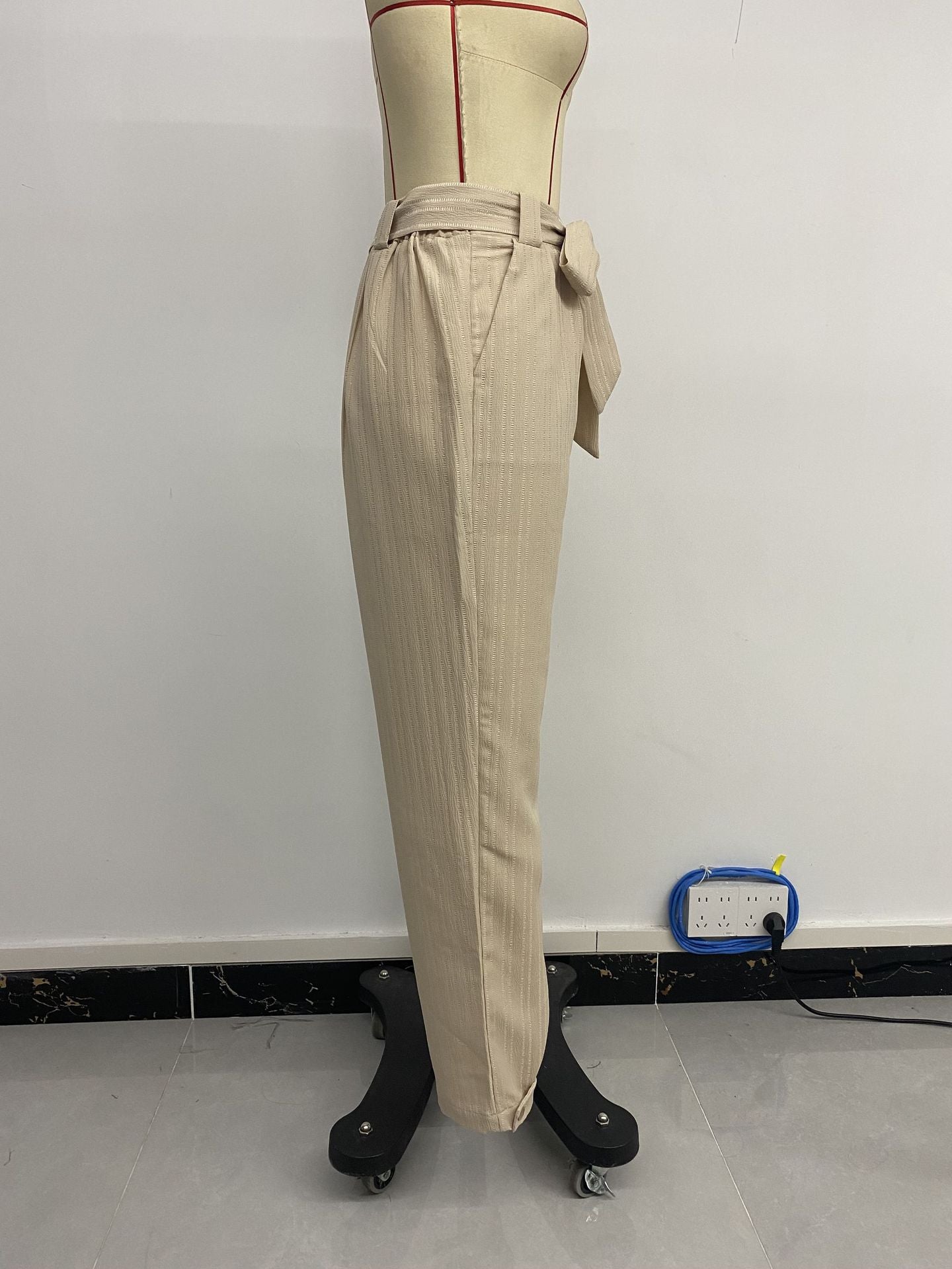 Summer Women Solid Color Pleated Tapered Casual Pants