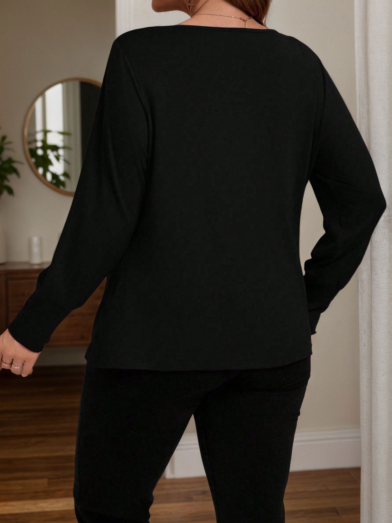 Special Interest Design Lazy French Inner Wear Blouse Women Autumn Winter Black V neck Pile Collar Elegant Inner Match Sweater