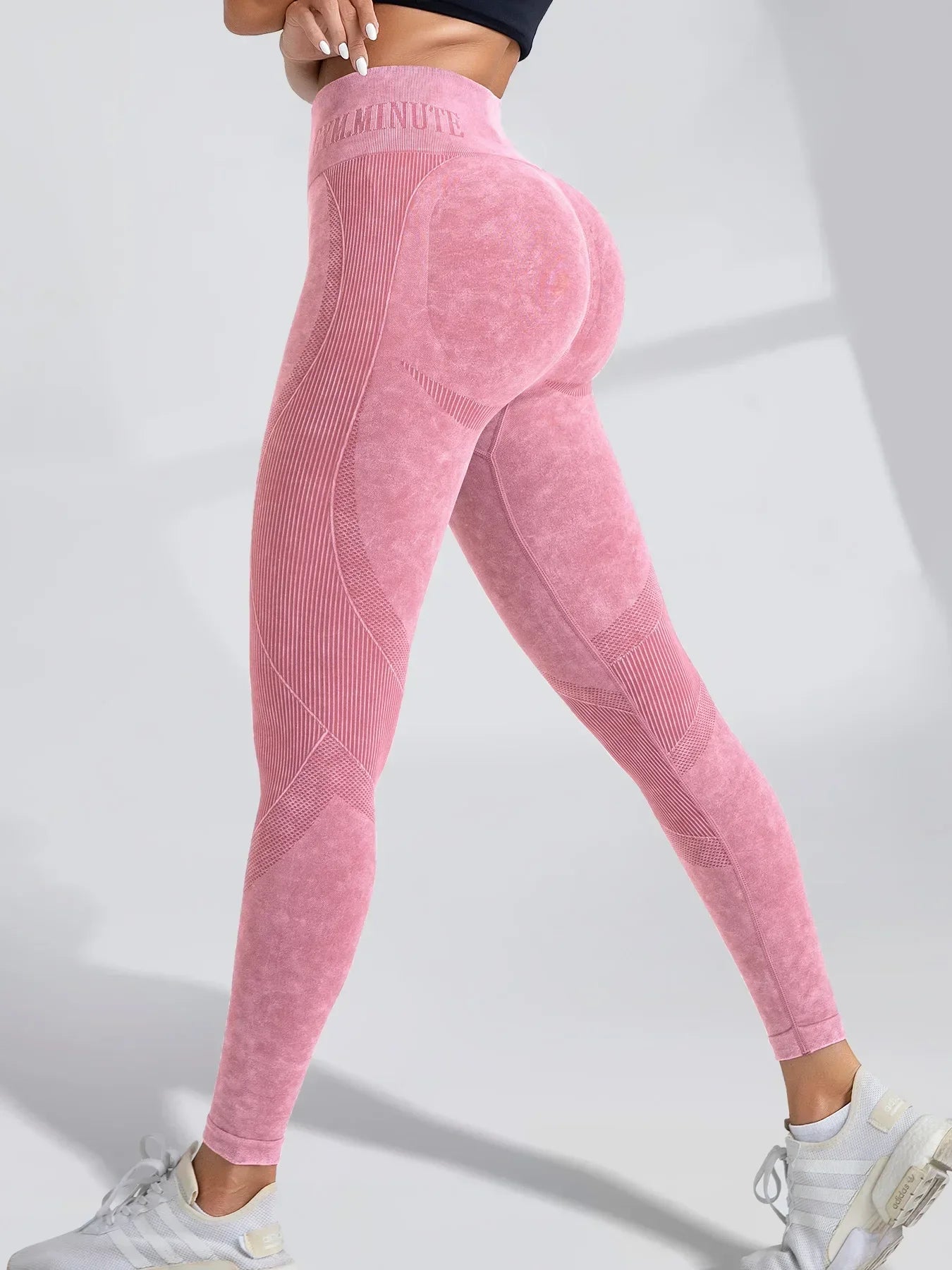 Lebanon Seamless Gym High Waist Hip Lifting Outdoor Sports Tight Waist Letter Sand Leggings