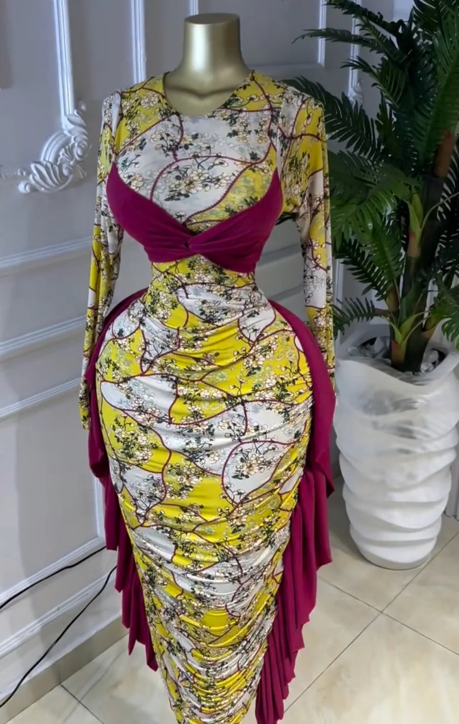 Kukutan O-neck Long Sleeve Floral Print Ruched Ruffles Long Maxi Dress
