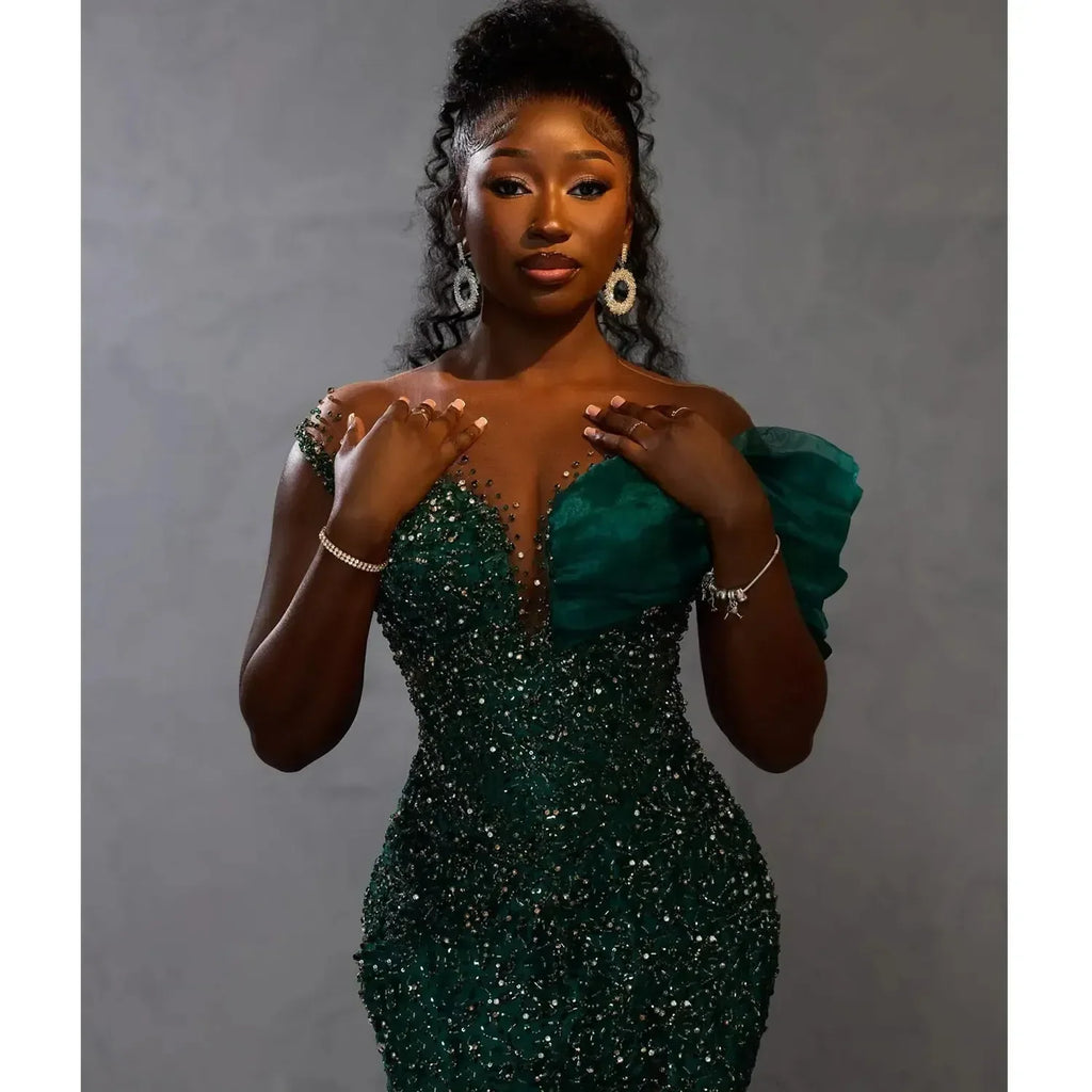 Betlement Sparkling Green Mermaid Ball Dress V Neck Backless Sexy Crystal Bead Dress