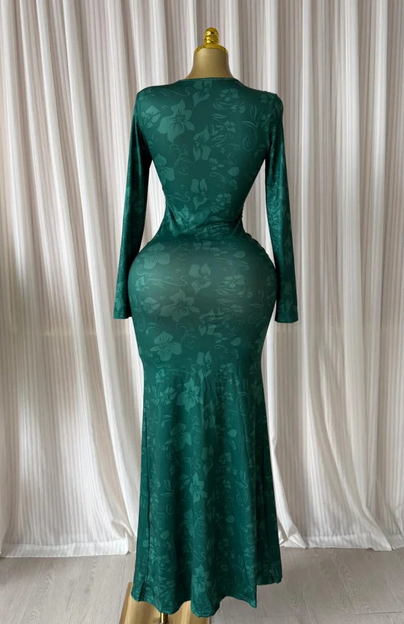 Sendaya Ribbon O Neck Long Sleeve Classic Maxi Dress