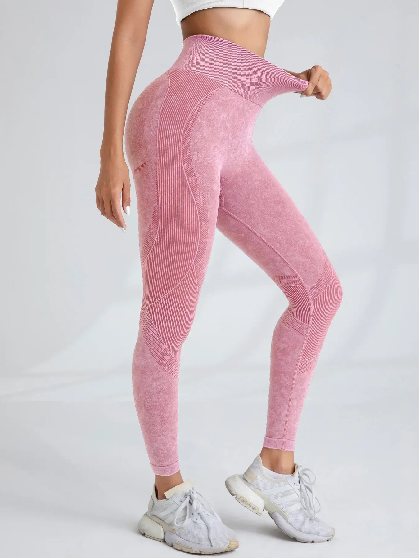 Lebanon Seamless Gym High Waist Hip Lifting Outdoor Sports Tight Waist Letter Sand Leggings