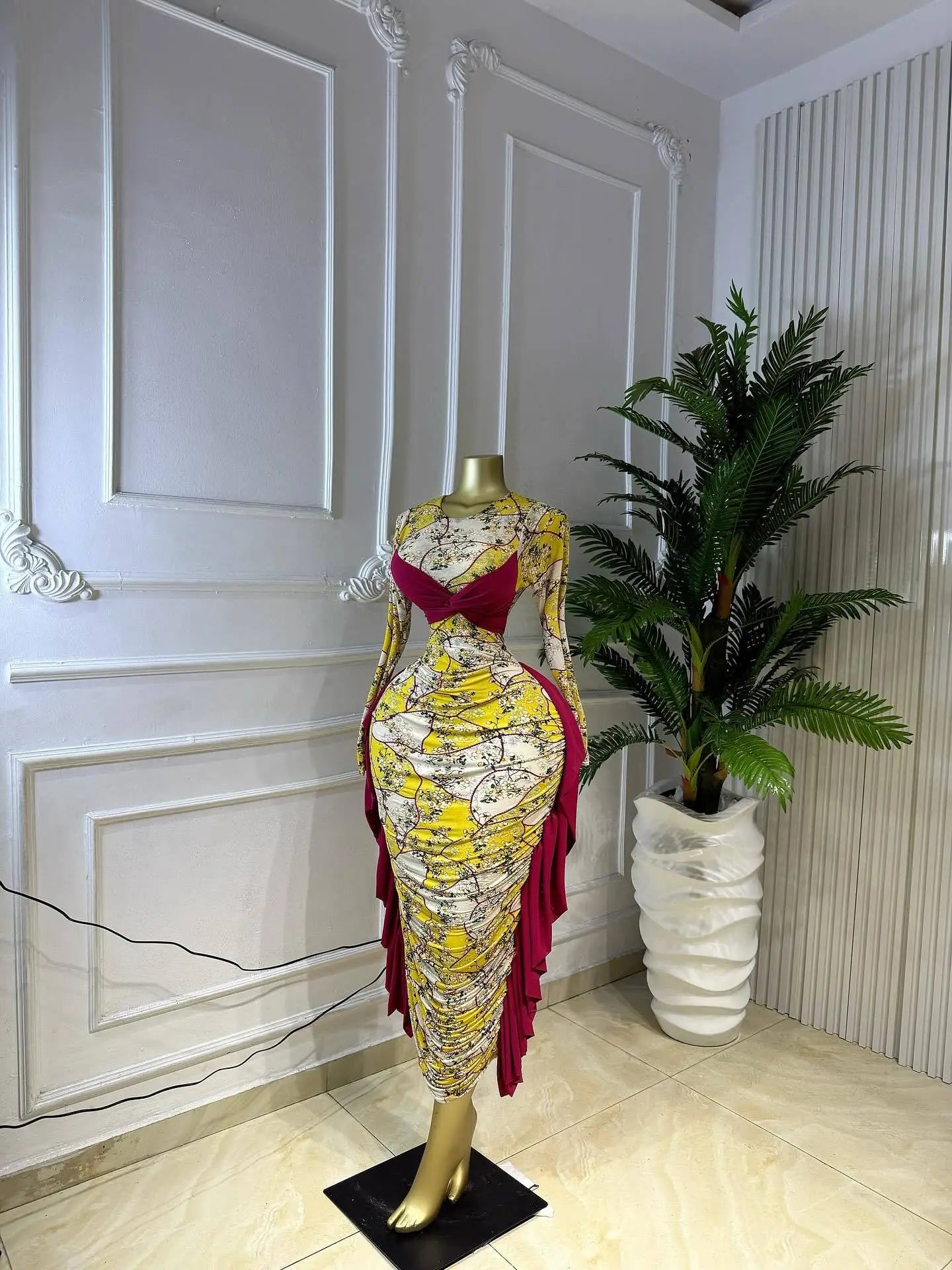 Kukutan O-neck Long Sleeve Floral Print Ruched Ruffles Long Maxi Dress