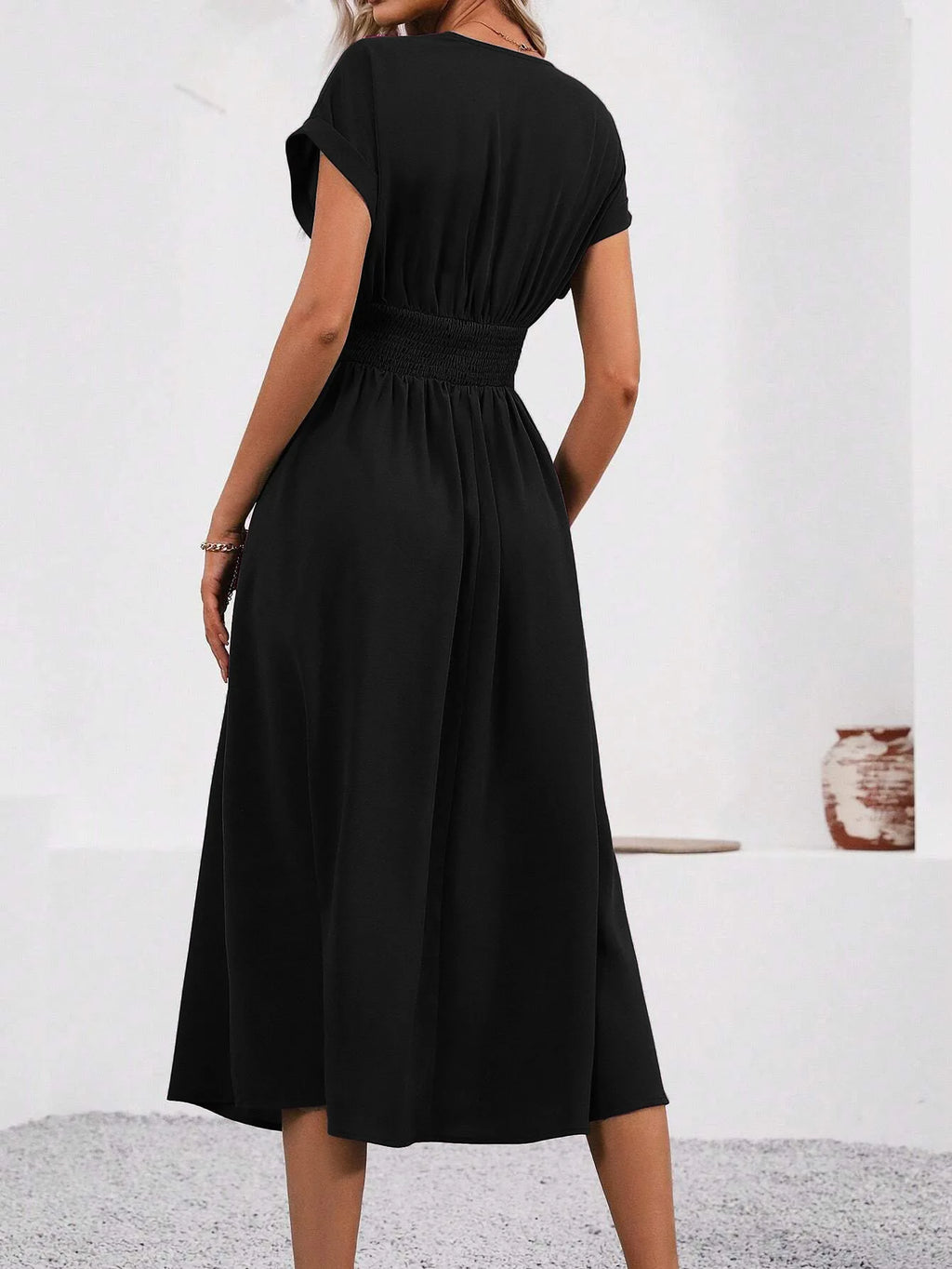 Guachupita Solid-Color V Neck Batwing-Sleeve Pleated Long Elegant Dress