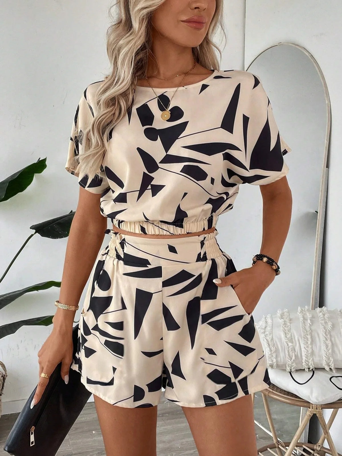 Andrea Waist-Cinching Short-Sleeved Two Piece Sets