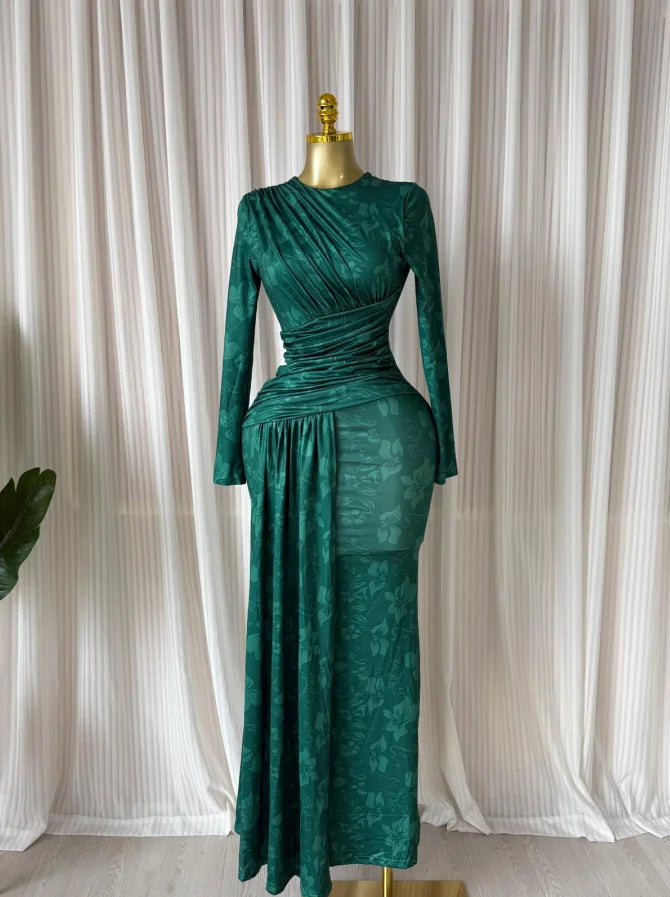 Sendaya Ribbon O Neck Long Sleeve Classic Maxi Dress