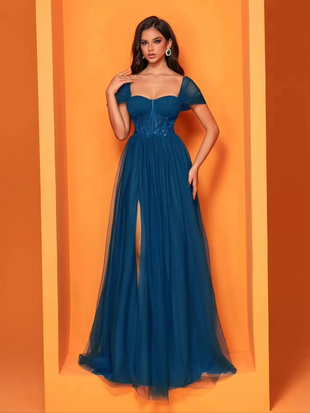 Madrid Elegant Sleeveless Tulle Square Collar Applique Slit Evening Luxury Formal Dress