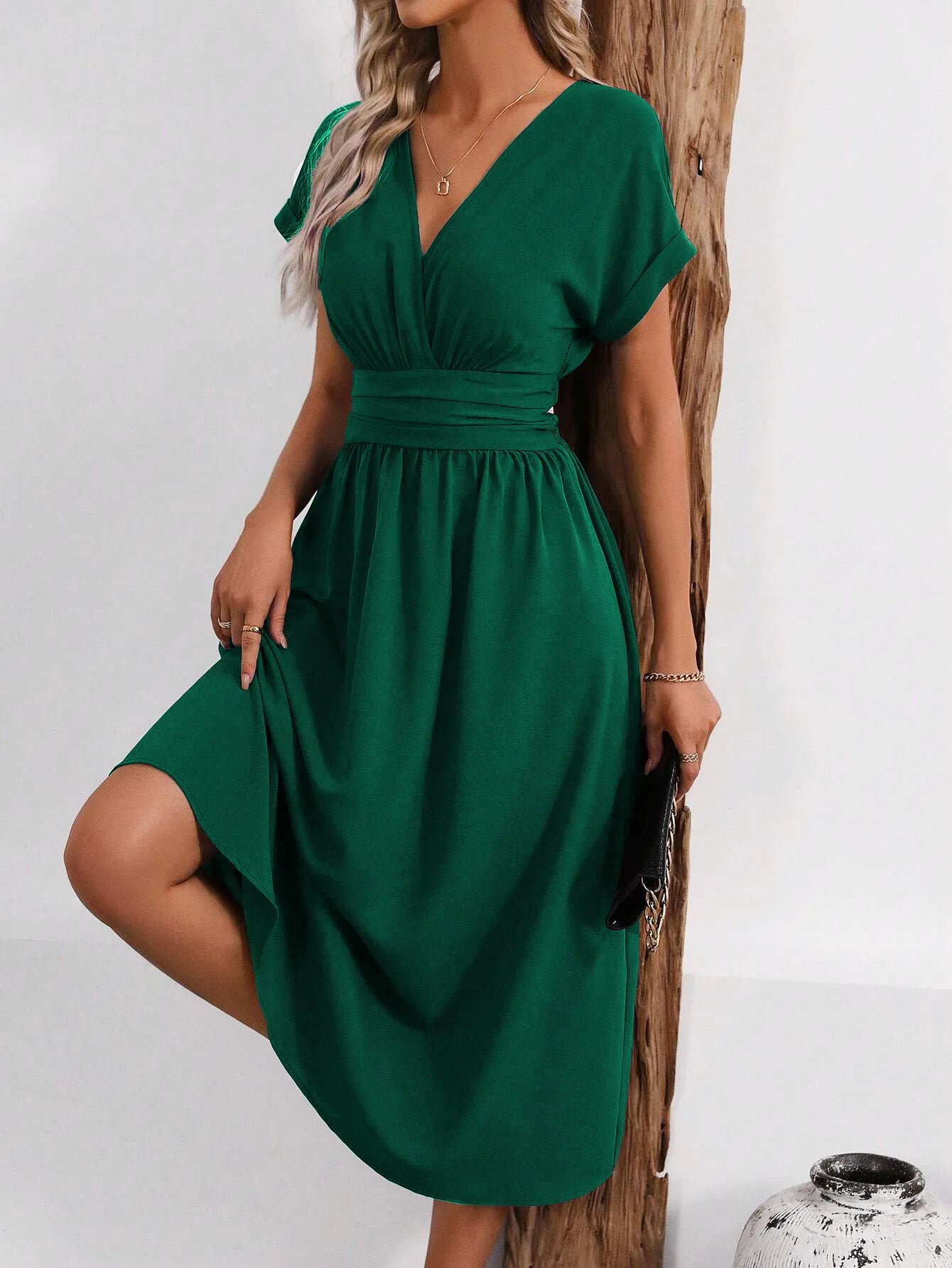 Guachupita Solid-Color V Neck Batwing-Sleeve Pleated Long Elegant Dress