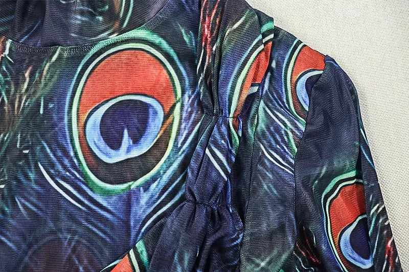 Canada Feathers Print Turtleneck Long Sleeve Hips Wrapped Long Dress