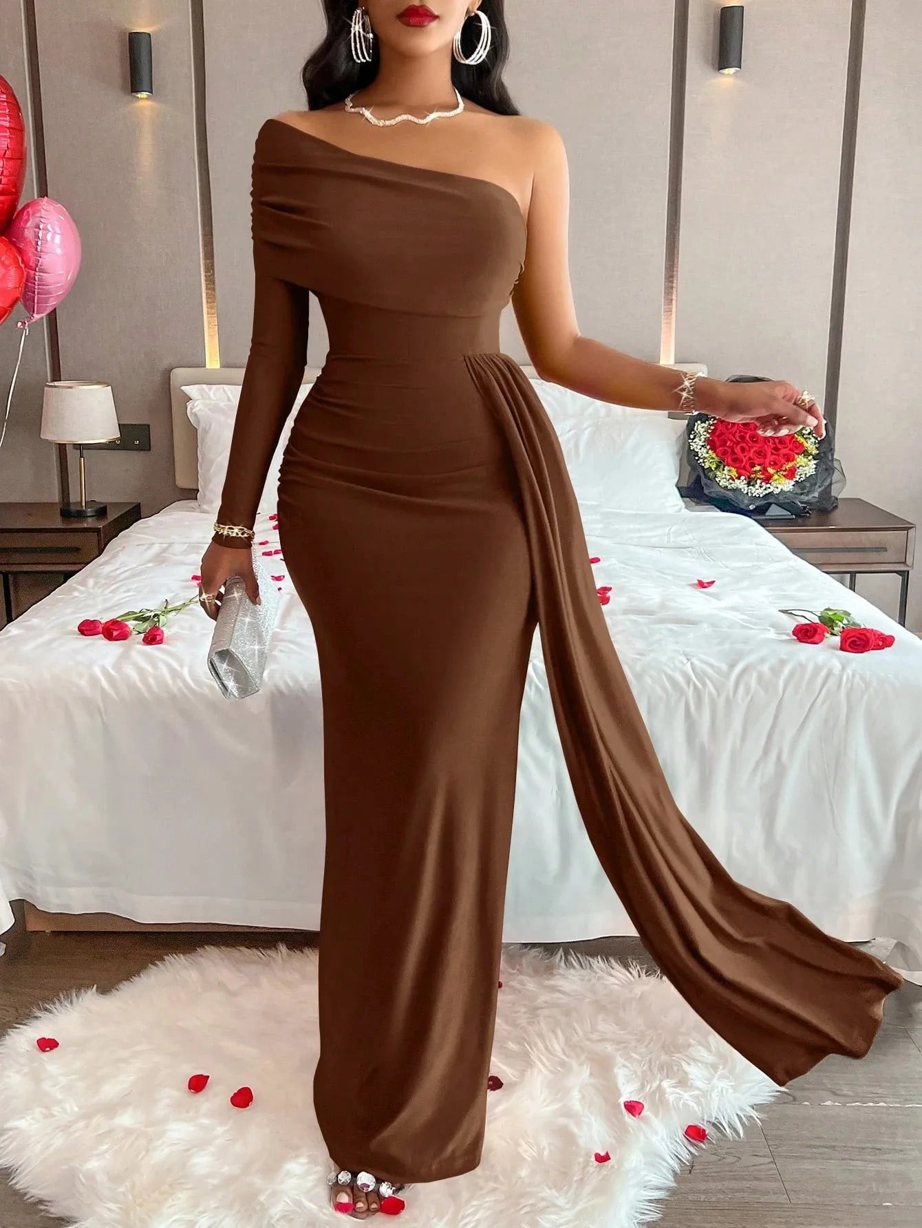 Barrie Elegant Backless Sleeveless Off Shoulder Maxi Dress