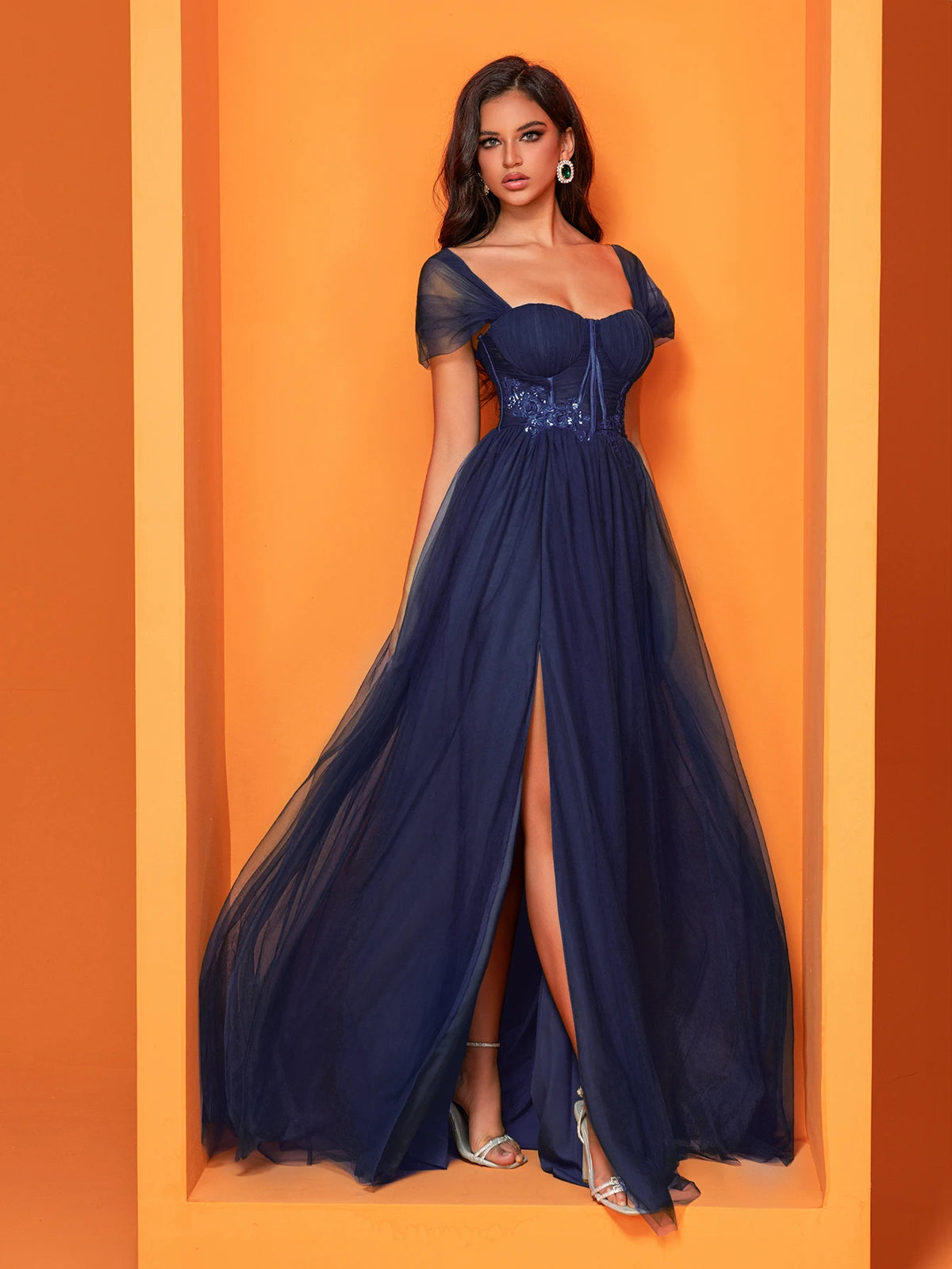 Madrid Elegant Sleeveless Tulle Square Collar Applique Slit Evening Luxury Formal Dress
