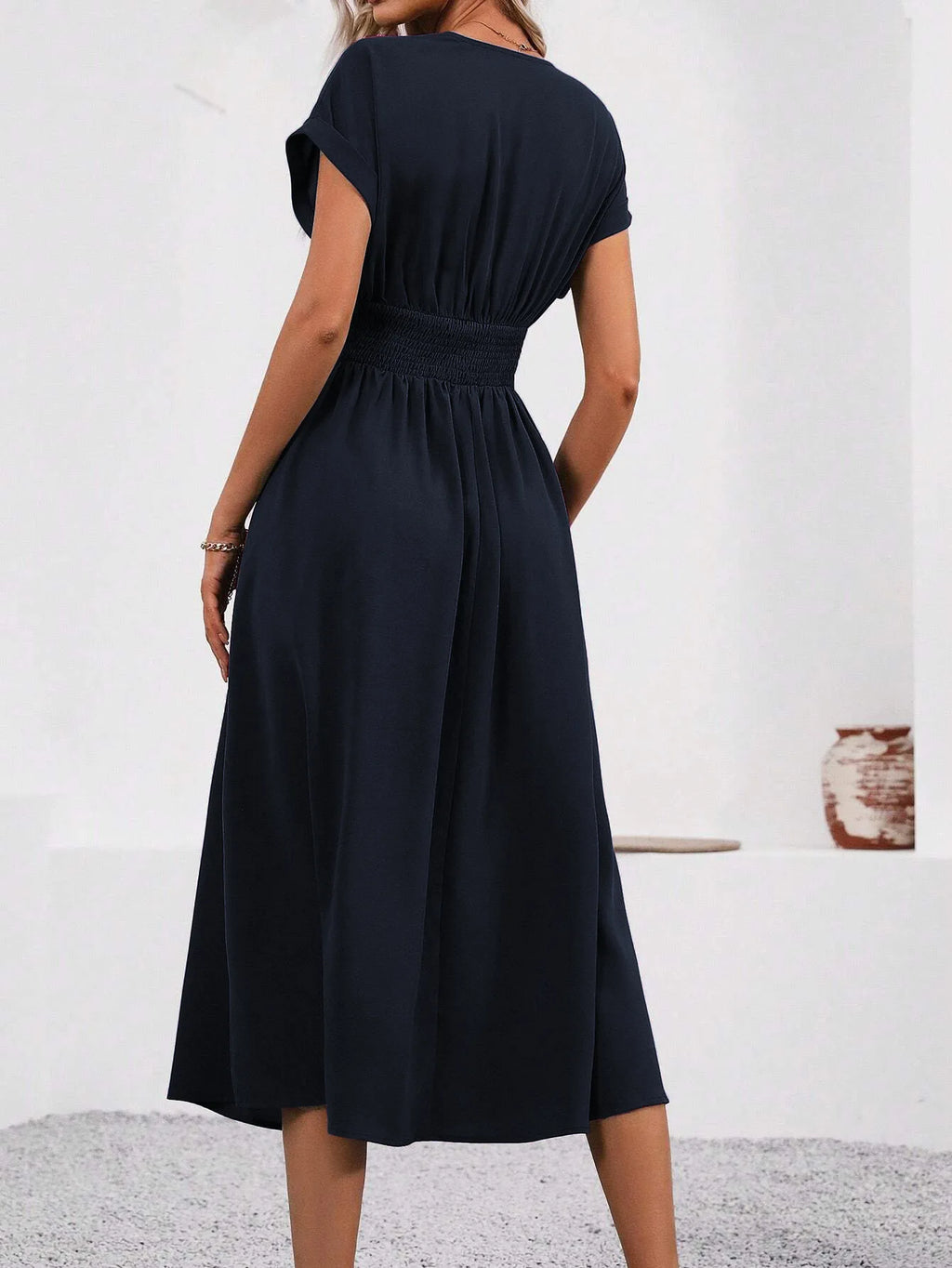 Guachupita Solid-Color V Neck Batwing-Sleeve Pleated Long Elegant Dress
