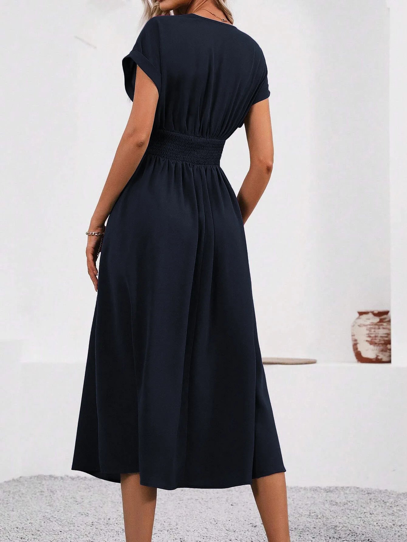 Guachupita Solid-Color V Neck Batwing-Sleeve Pleated Long Elegant Dress