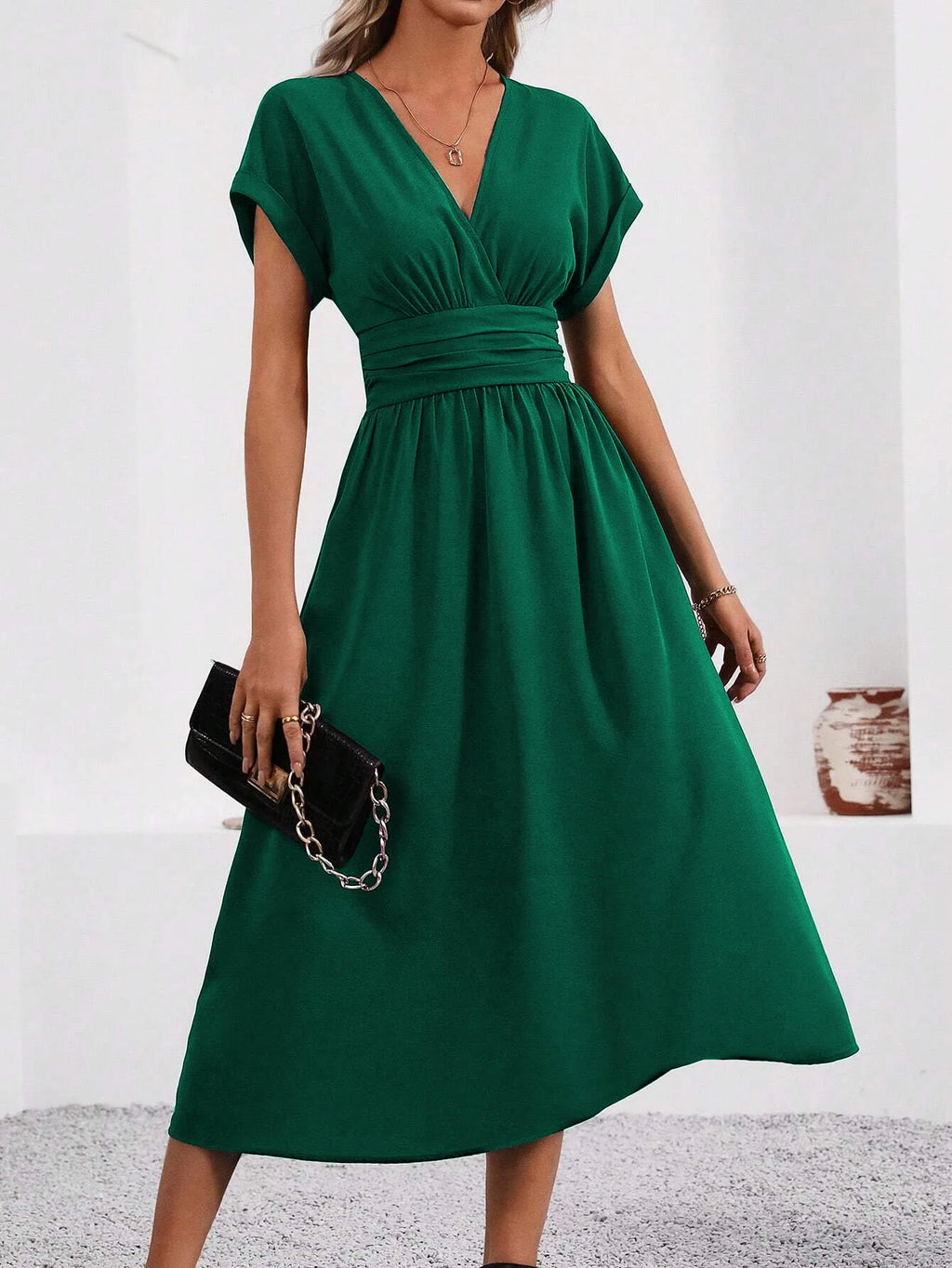 Guachupita Solid-Color V Neck Batwing-Sleeve Pleated Long Elegant Dress