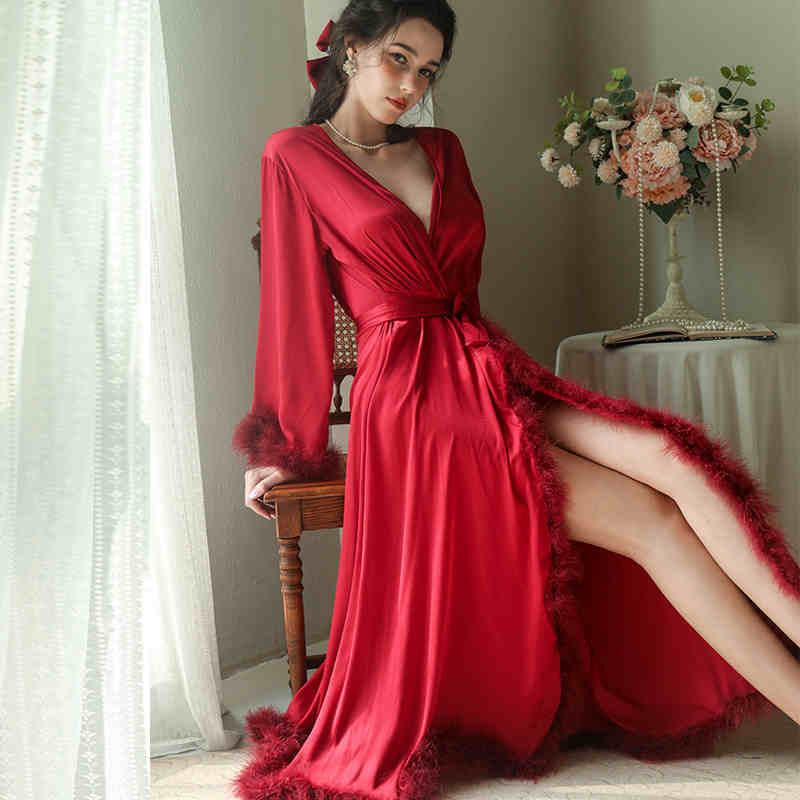 Elegant Satin Feather-Trimmed Robe & Nightdress - Luxury Bridal & Lounge Wear