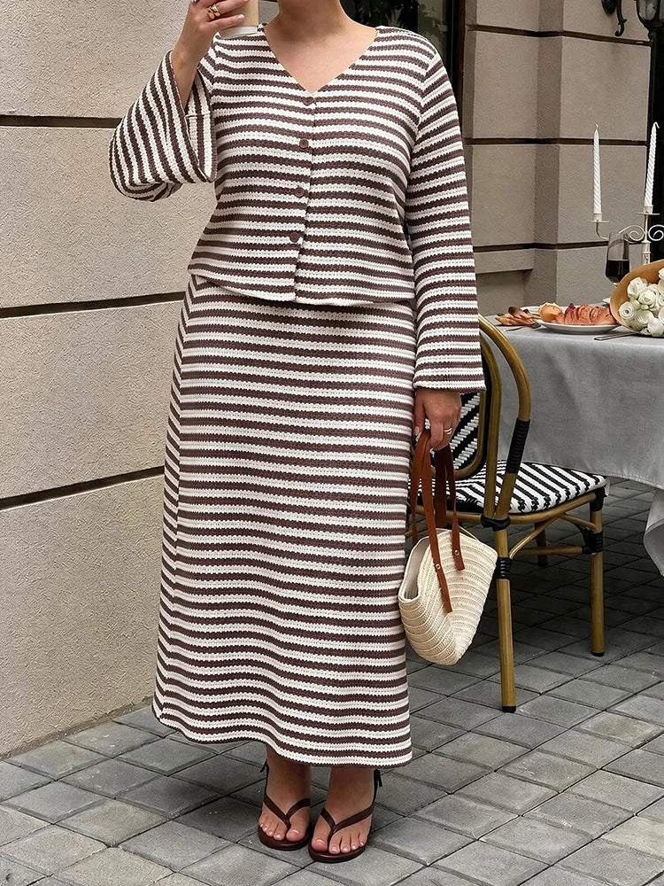Gisselle Plus Size V-Neck Flared Sleeve Two Piece Sets