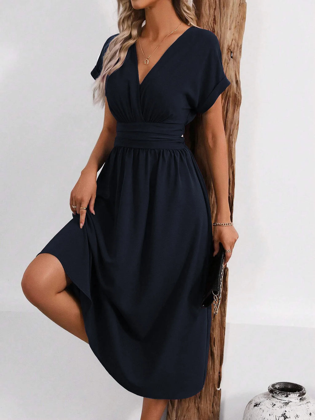 Guachupita Solid-Color V Neck Batwing-Sleeve Pleated Long Elegant Dress