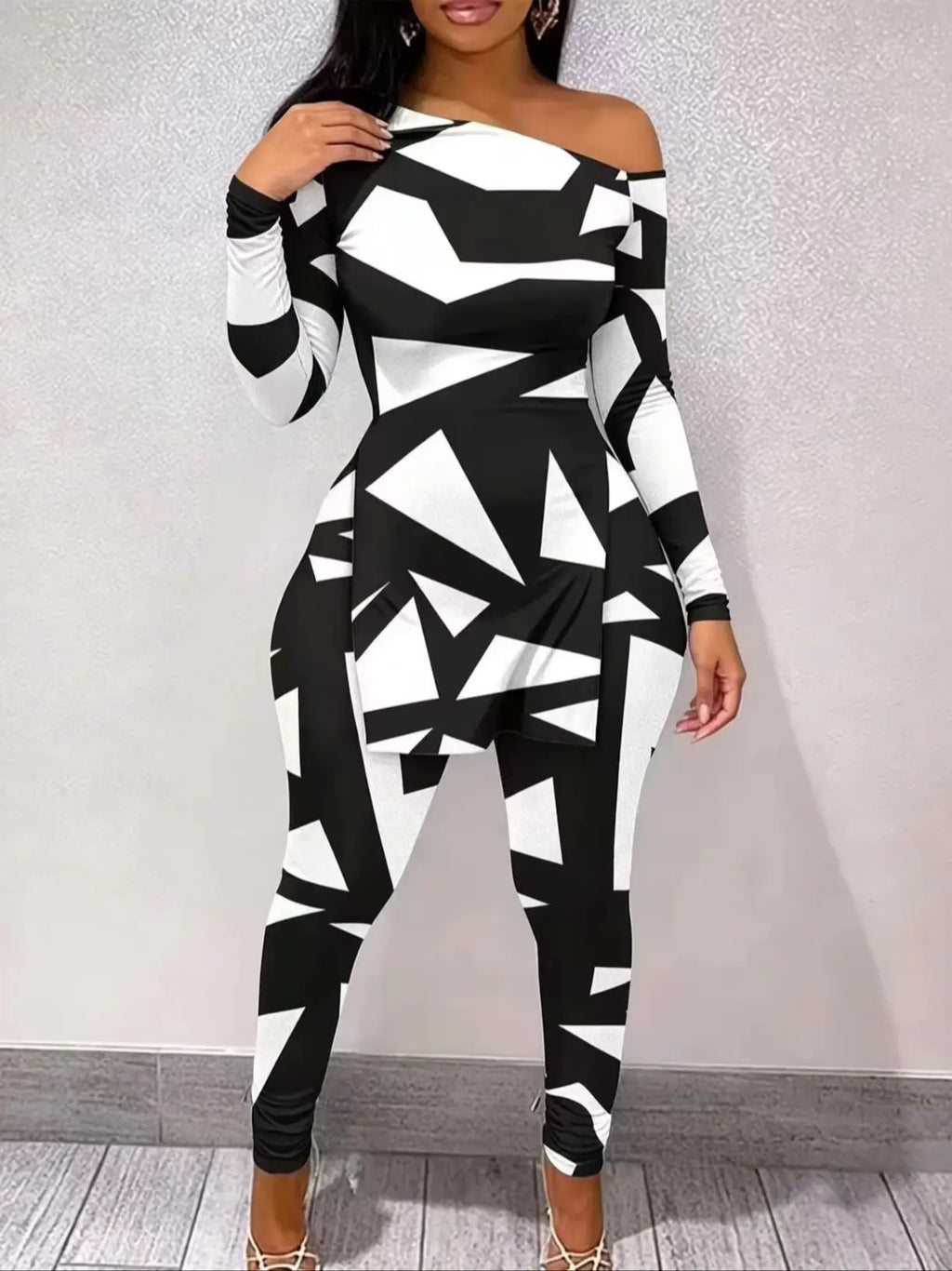 Ana Plus size Geometric Print One-Shoulder Two-Piece Sets
