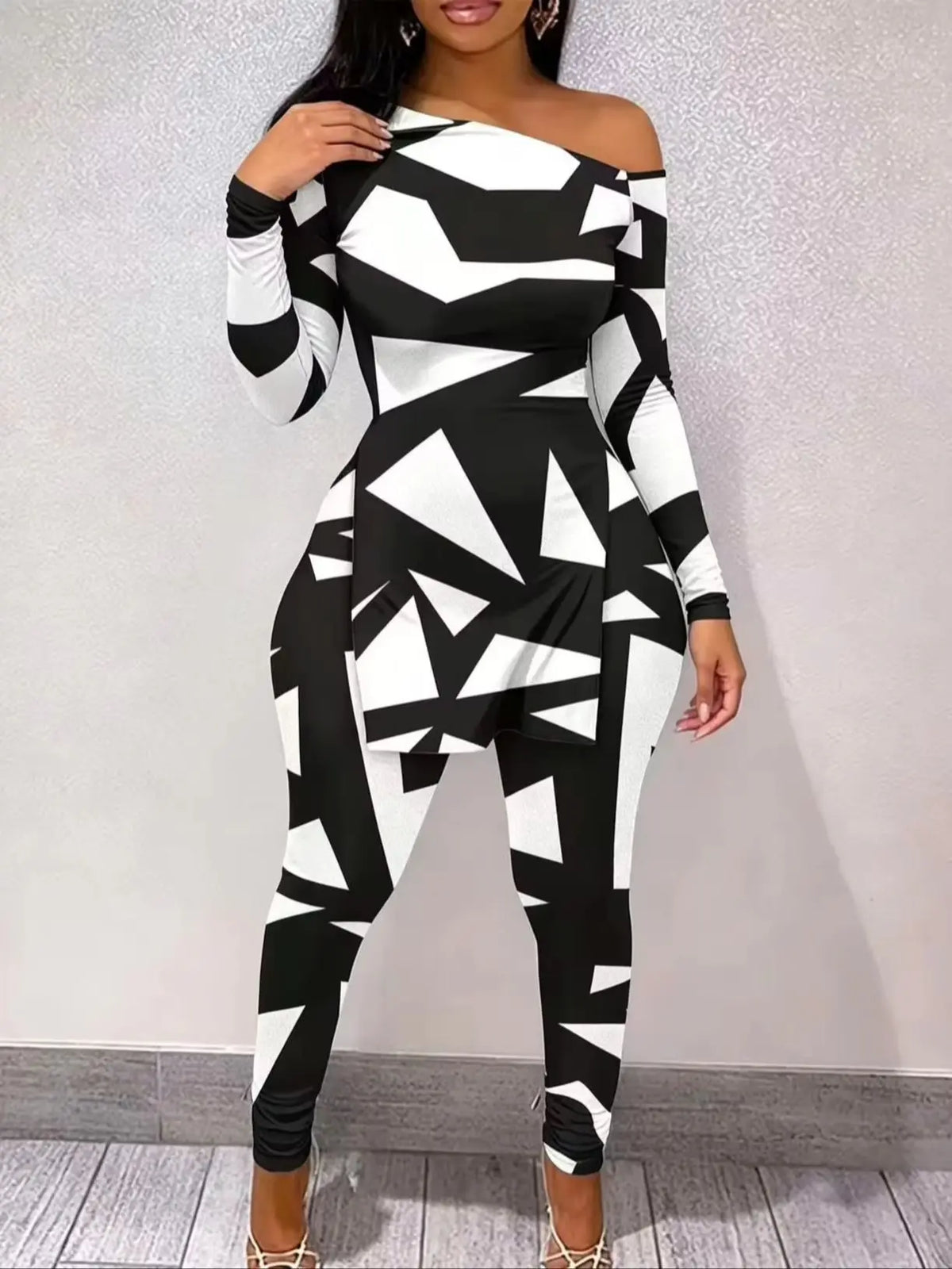 Ana Plus size Geometric Print One-Shoulder Two-Piece Sets