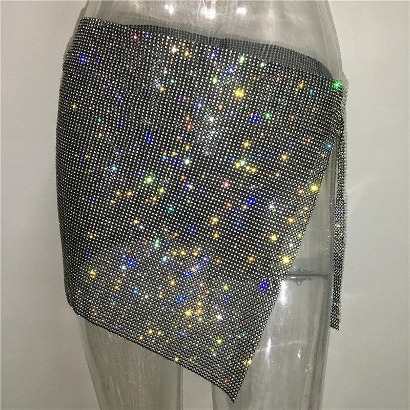 Alyssa Metal Fiber AsymmetricHipster Slit Rhinestone Split Sexy Skirt - Vestir en Moda