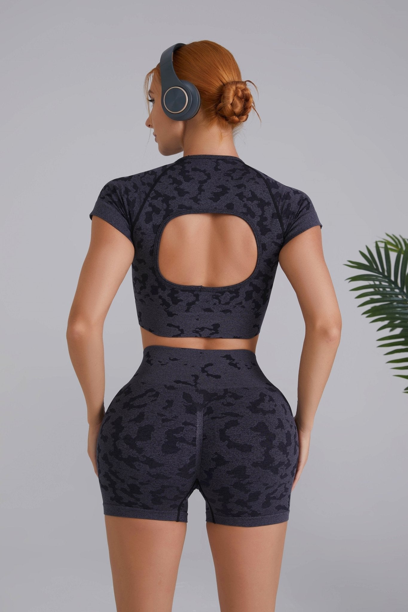 Lola Sport Crop And High Waist Two Piece Sets