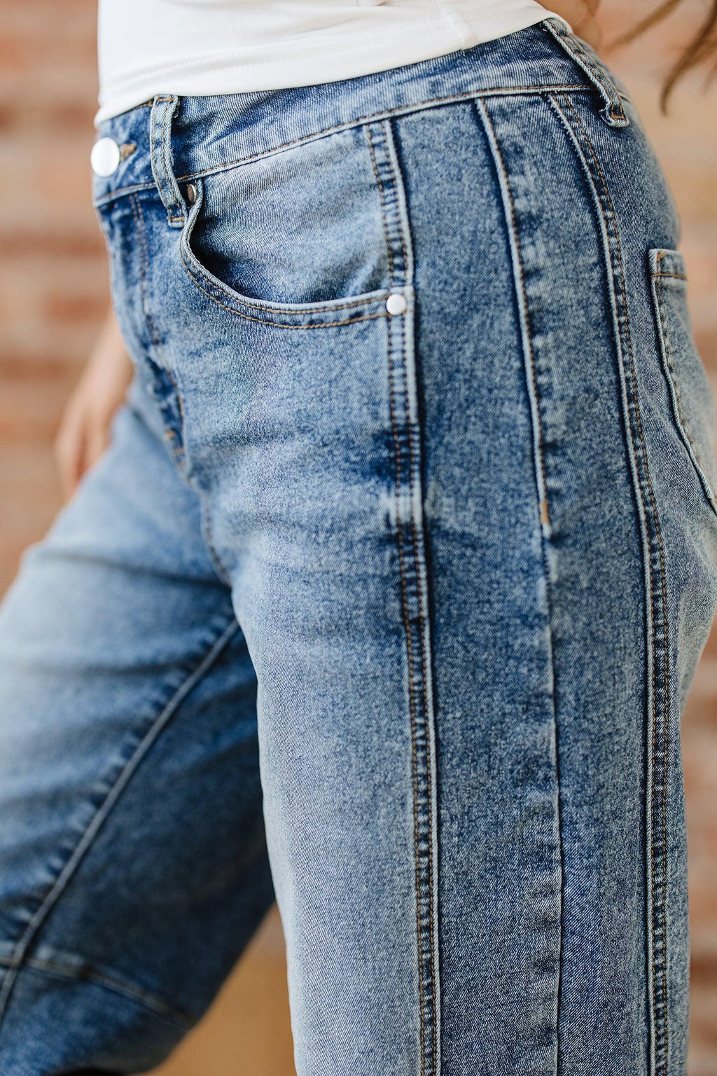 Hailline Dusk Blue Vintage Washed Seam Detail Shift Jeans