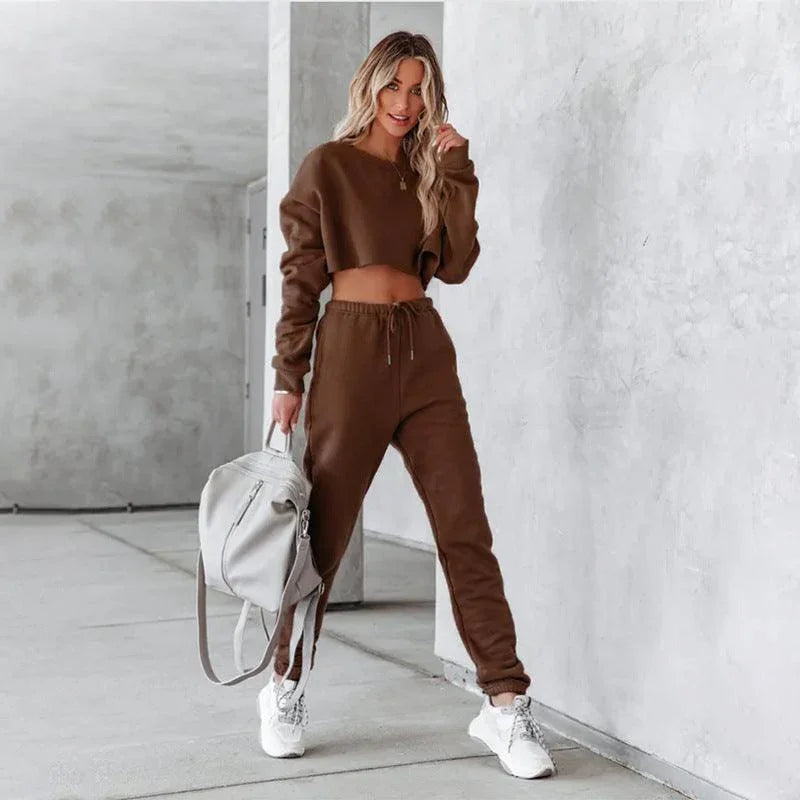 Cataleya Solid Color Round Neck Pullover Cropped Long Sleeve Set - Vestir en Moda