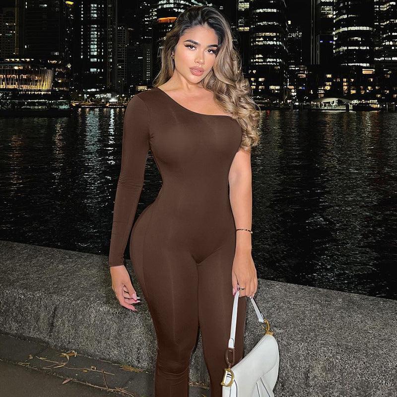 Celeste Single Shoulder Sleeve Solid Color Tight Hip Lift Jumpsuit - Vestir en Moda