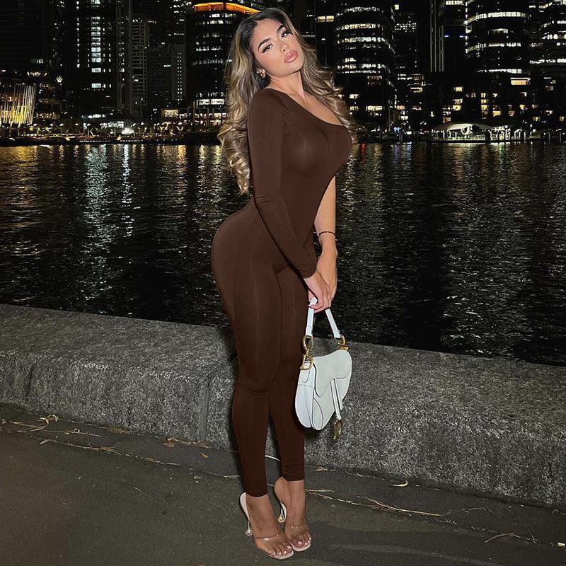 Celeste Single Shoulder Sleeve Solid Color Tight Hip Lift Jumpsuit - Vestir en Moda