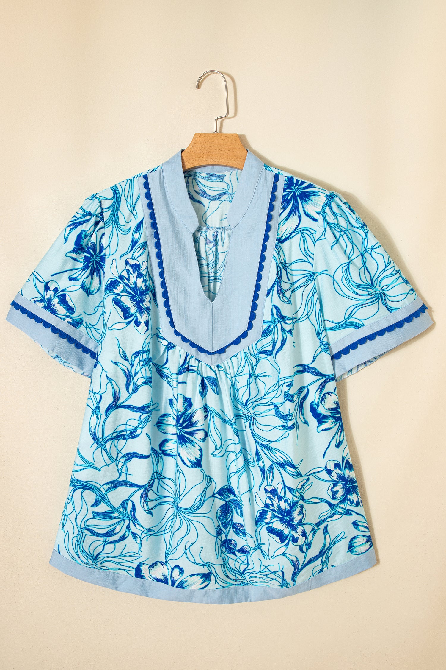 Sky Scalloped Trim Floral Sleeve